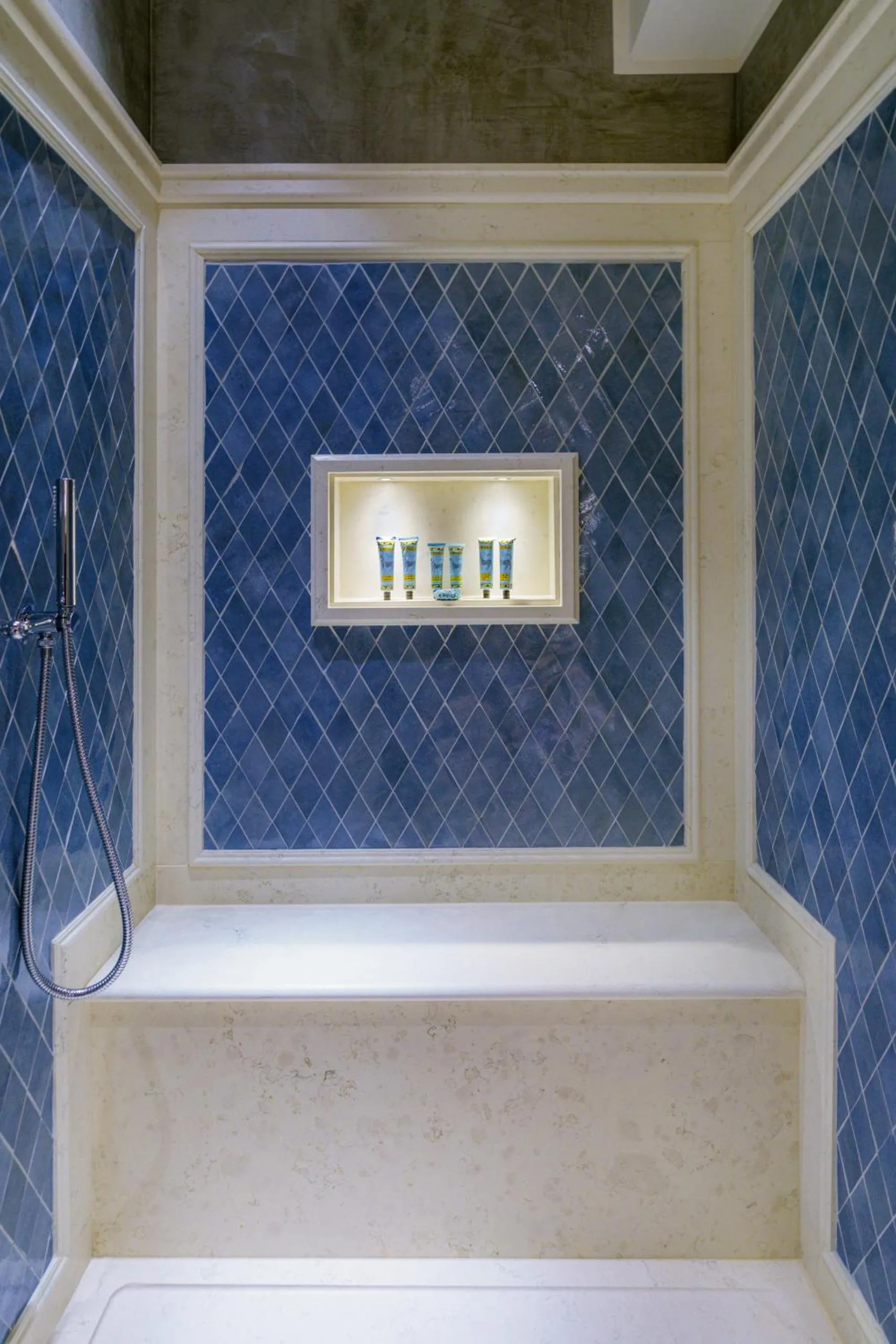 Bathroom in Marchesa Olympia City View- La Dimora degli Affreschi Florence