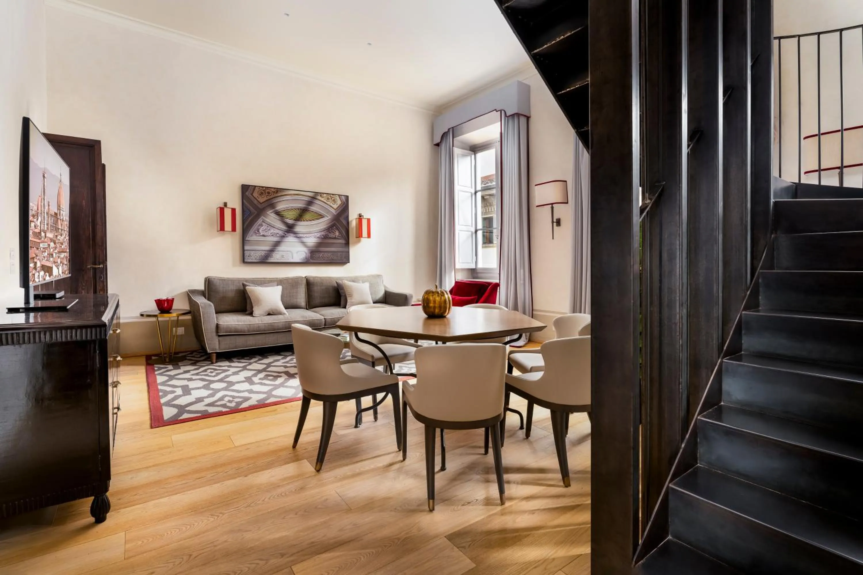 Living room in Marchesa Olympia City View- La Dimora degli Affreschi Florence