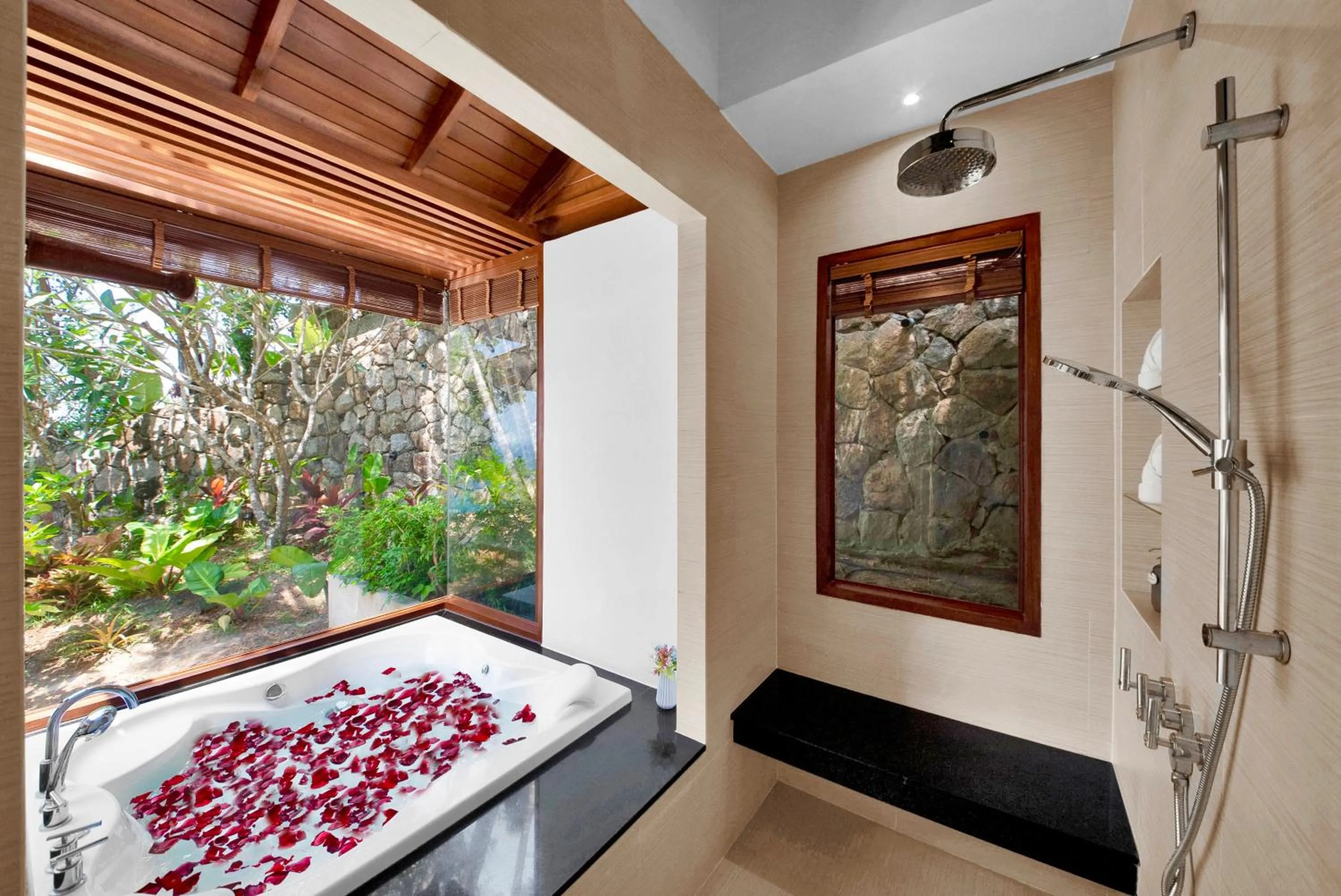 Bathroom in Villa Varya