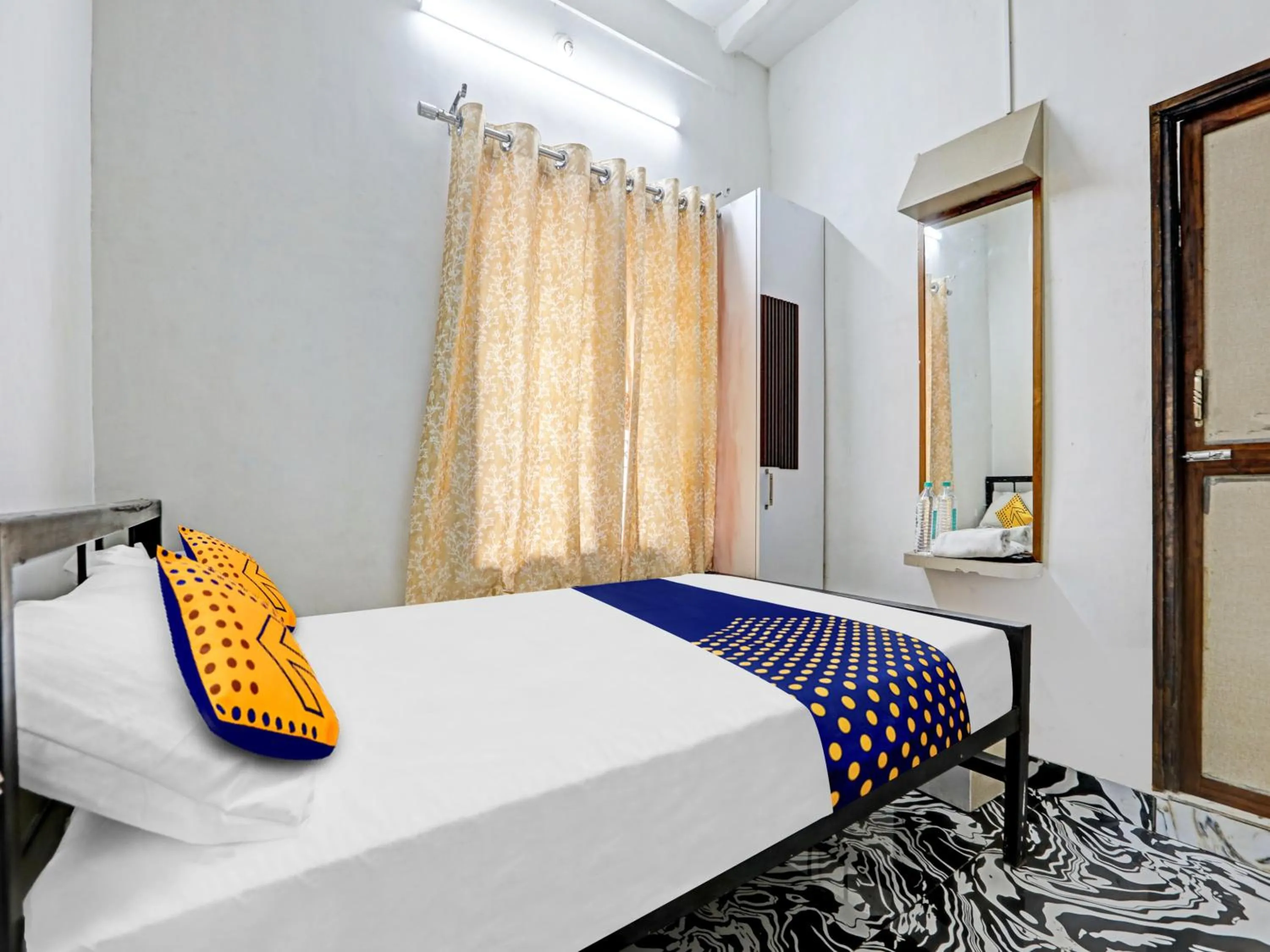 SPOT ON Hotel Guest - Inn
