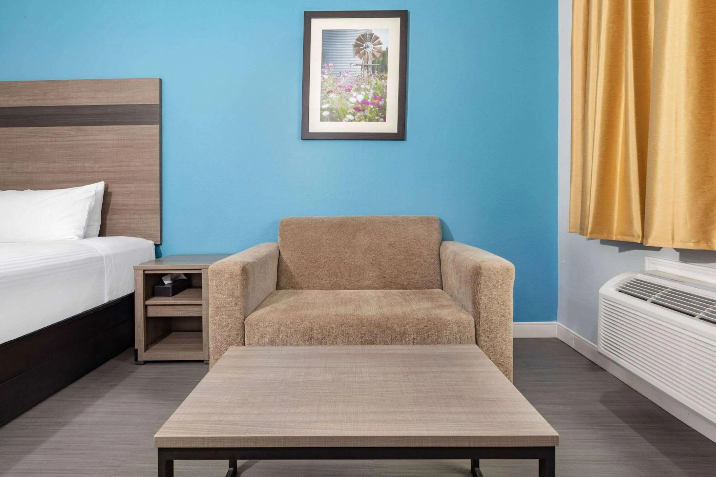 Photo of the whole room, Bed in Baymont by Wyndham Freeport Texas