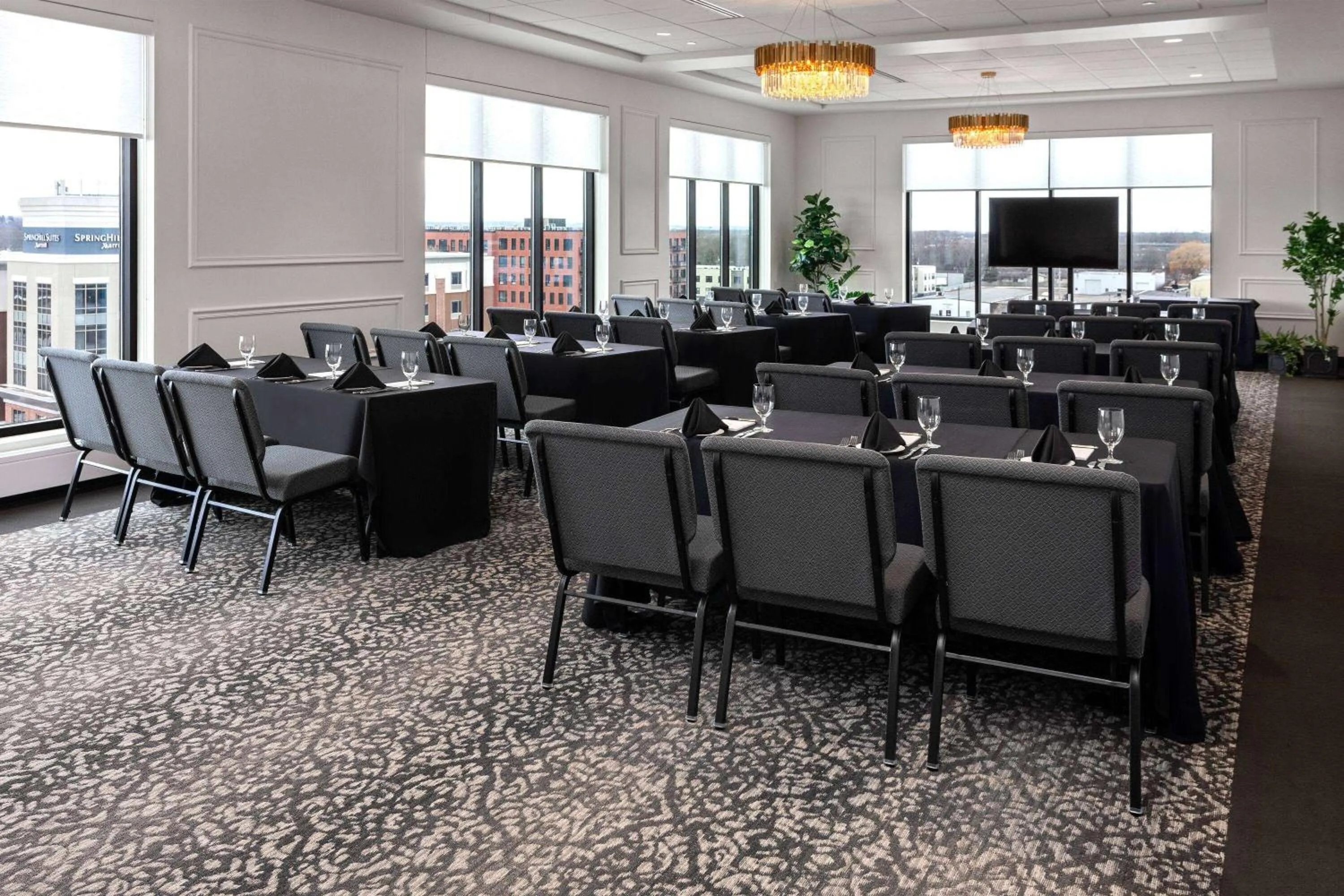 Meeting/conference room in Legacy Hotel, Trademark Collection by Wyndham