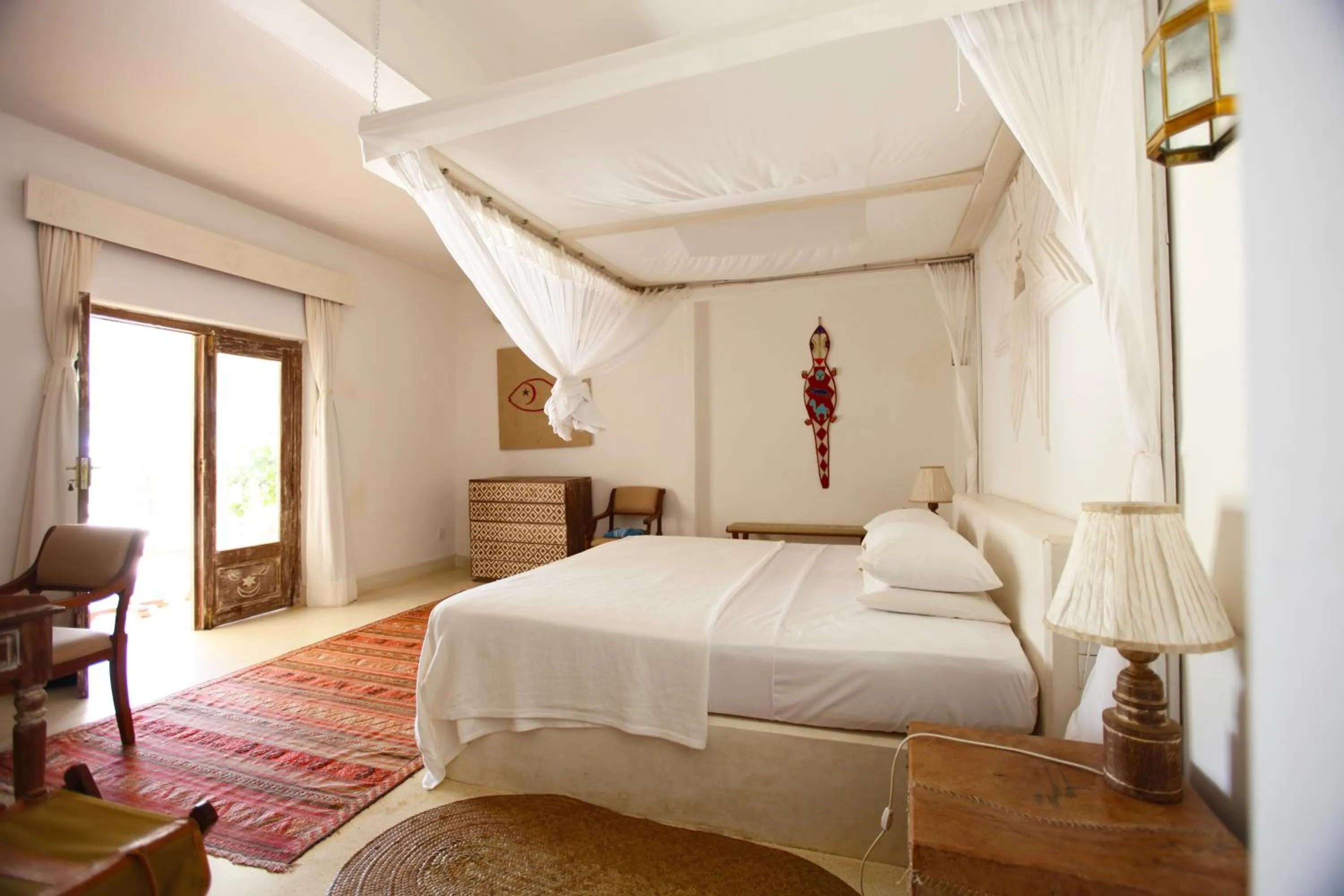 Photo of the whole room, Bed in The Majlis Resort