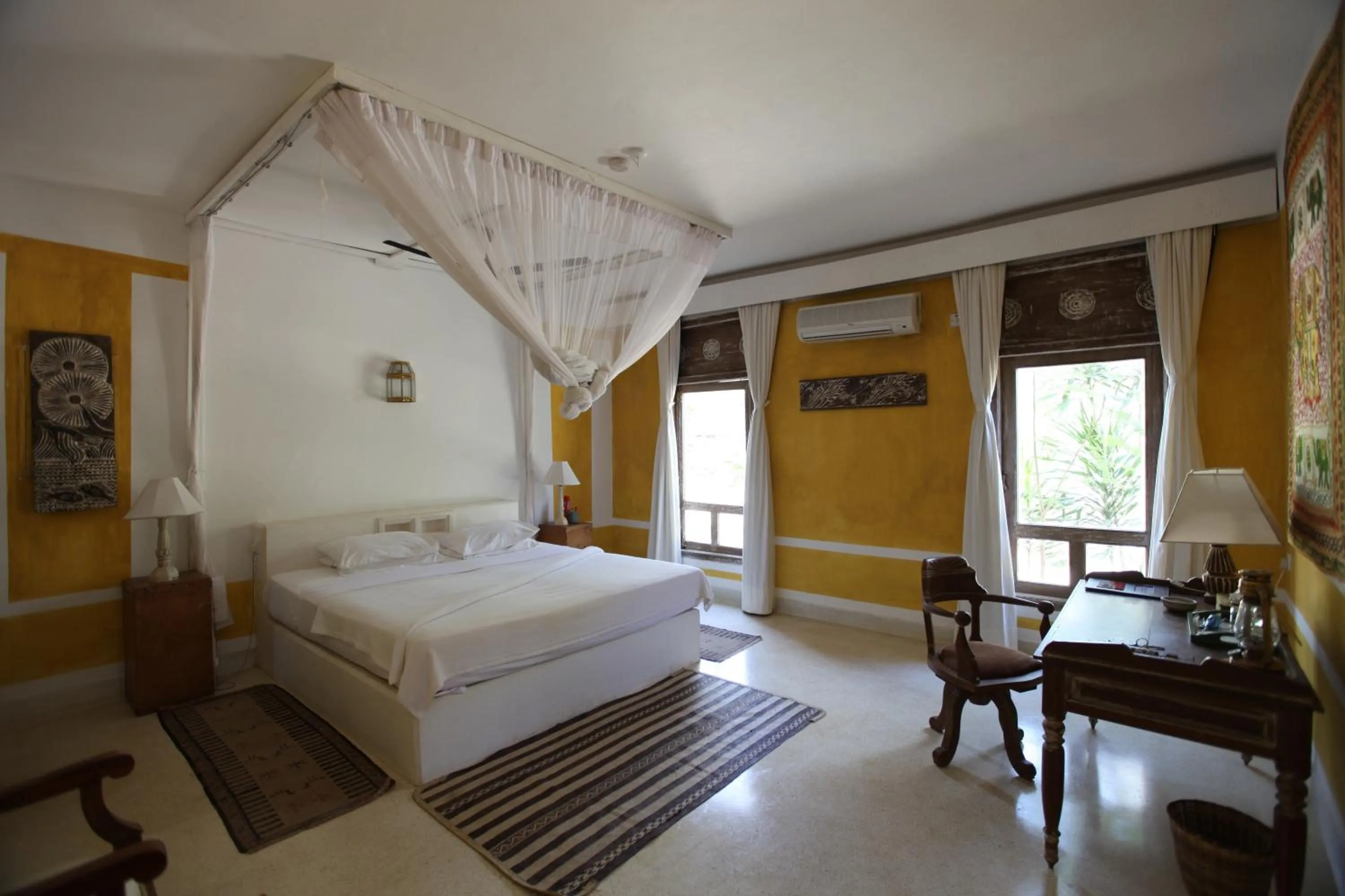 Photo of the whole room, Bed in The Majlis Resort