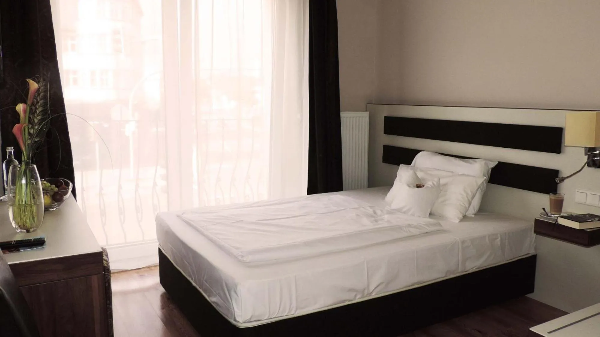 Bed in Hotel Nordhausen