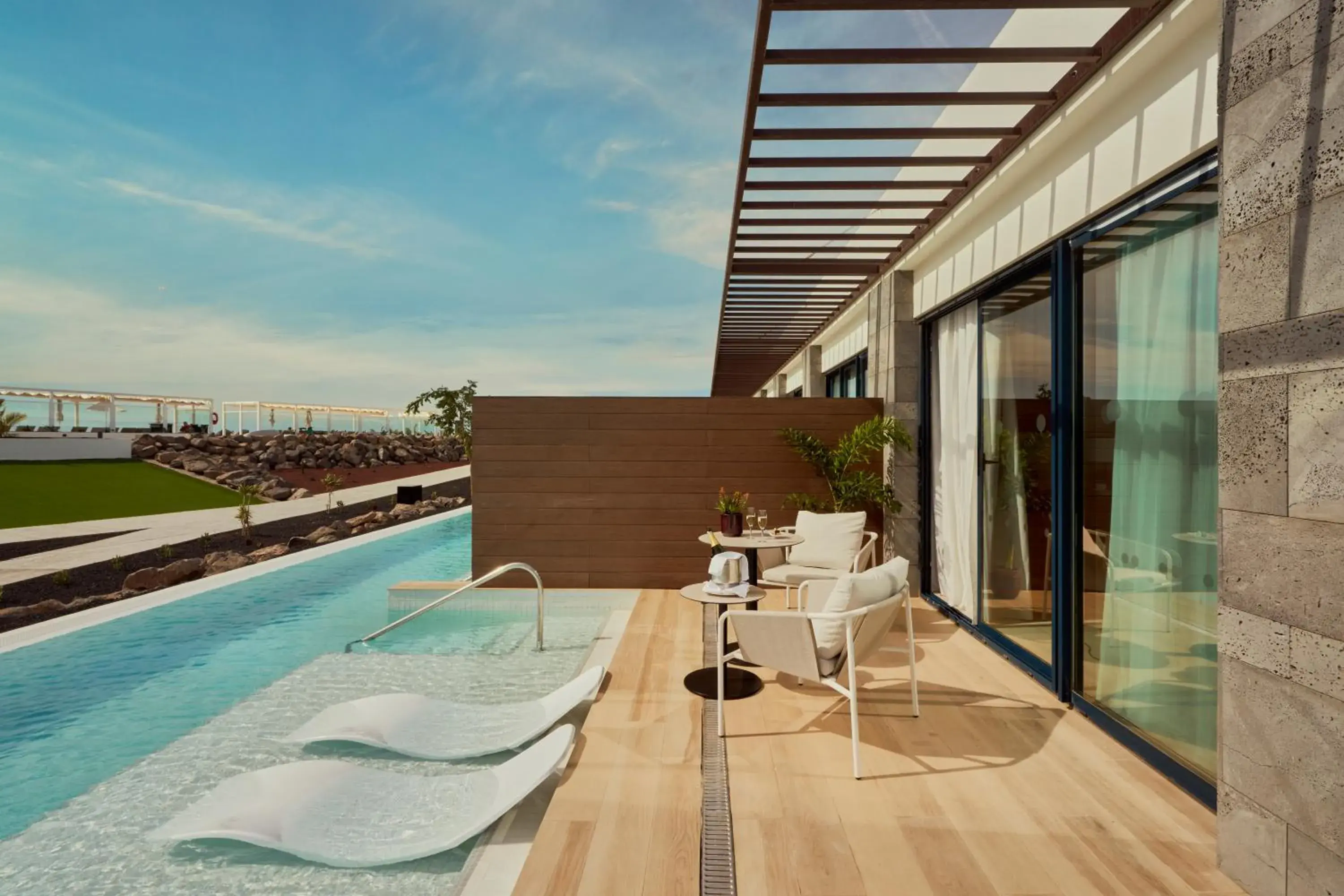 Deluxe Swim Up - single occupancy in Barceló Playa Blanca Royal Level - Adults Only Deluxe Swim Up - single occupancy in Barceló Playa Blanca Royal Level - Adults Only