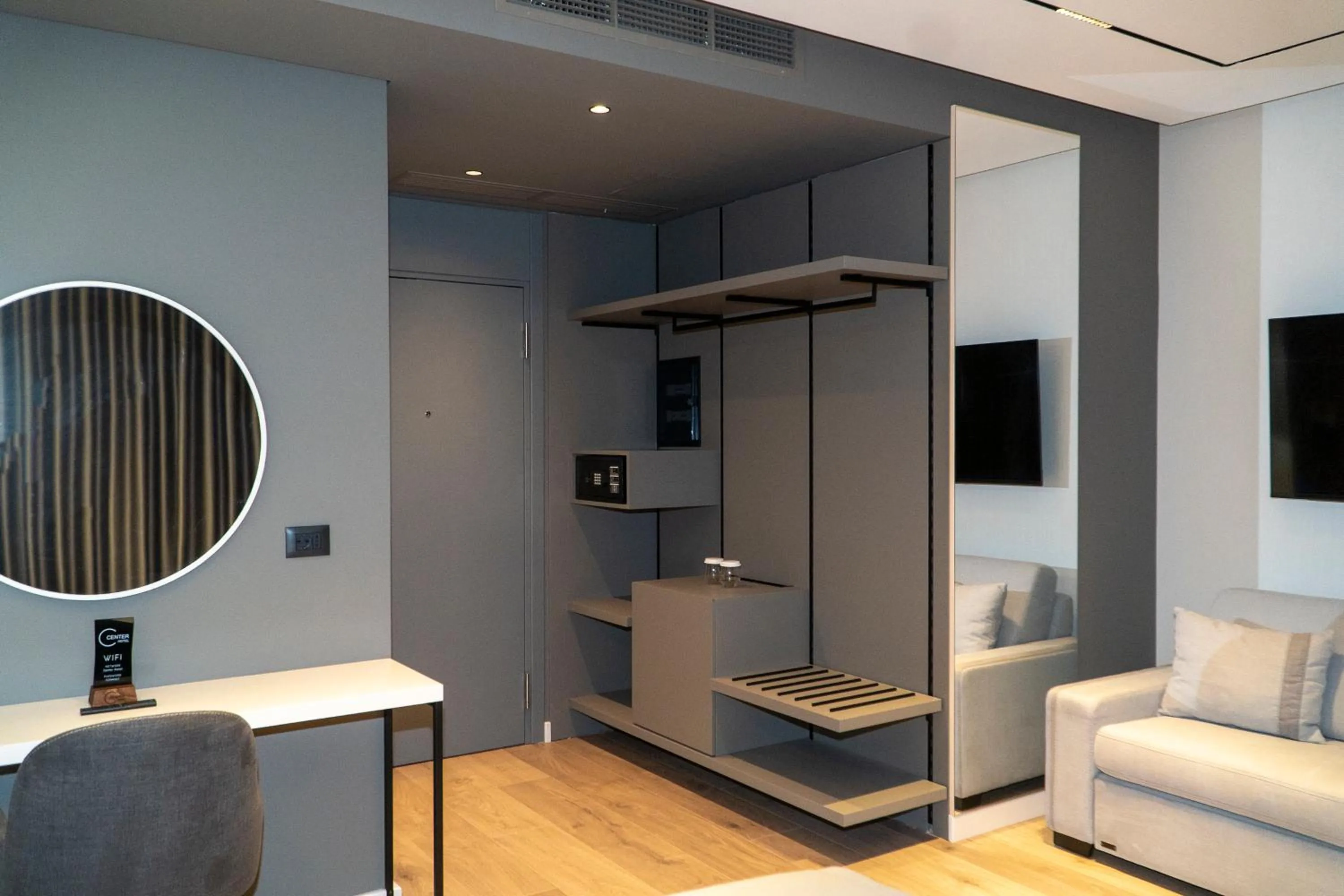 wardrobe in Center Hotel