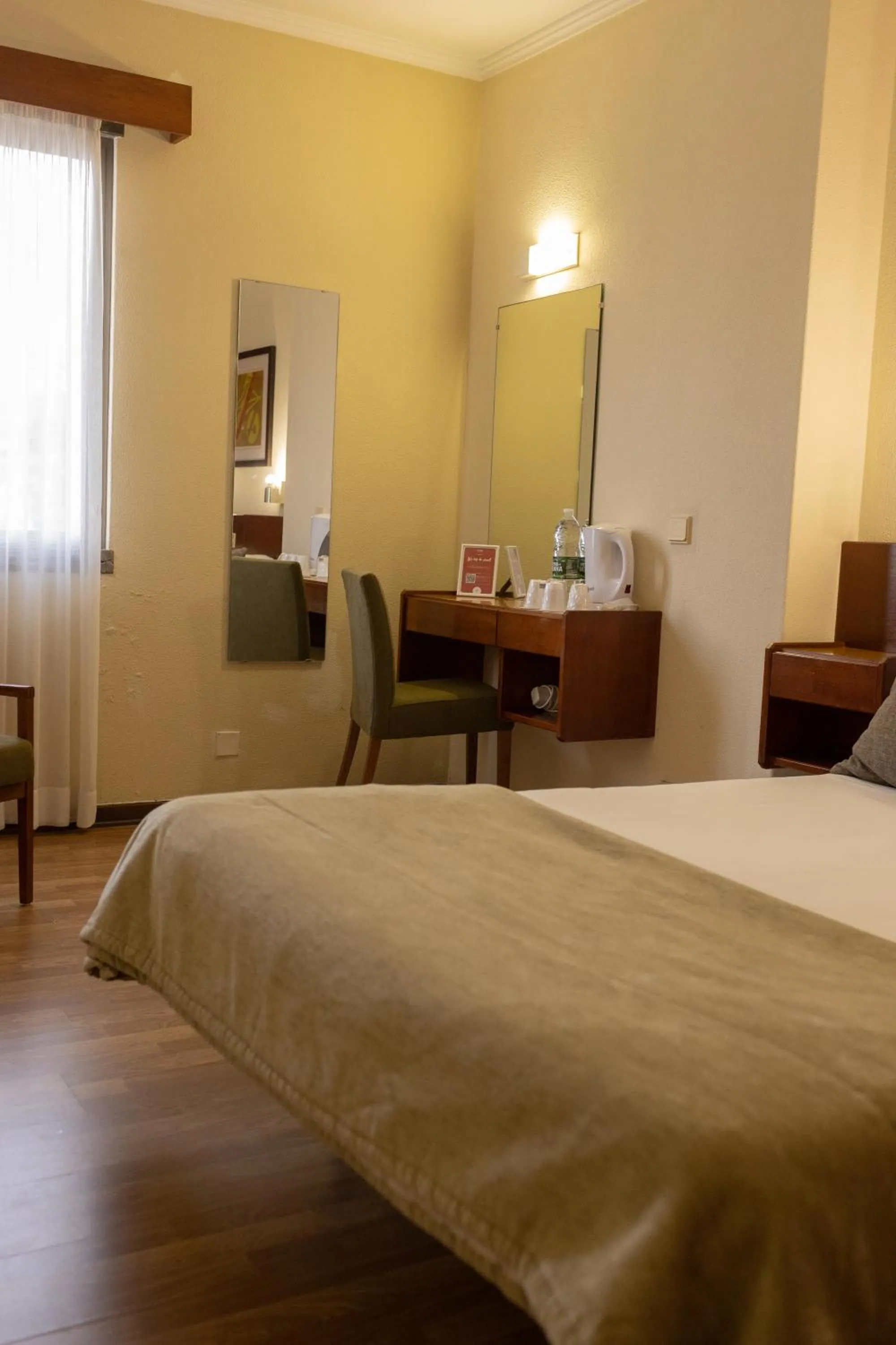 Bed in Flag Hotel Madeira - Ribeira Brava