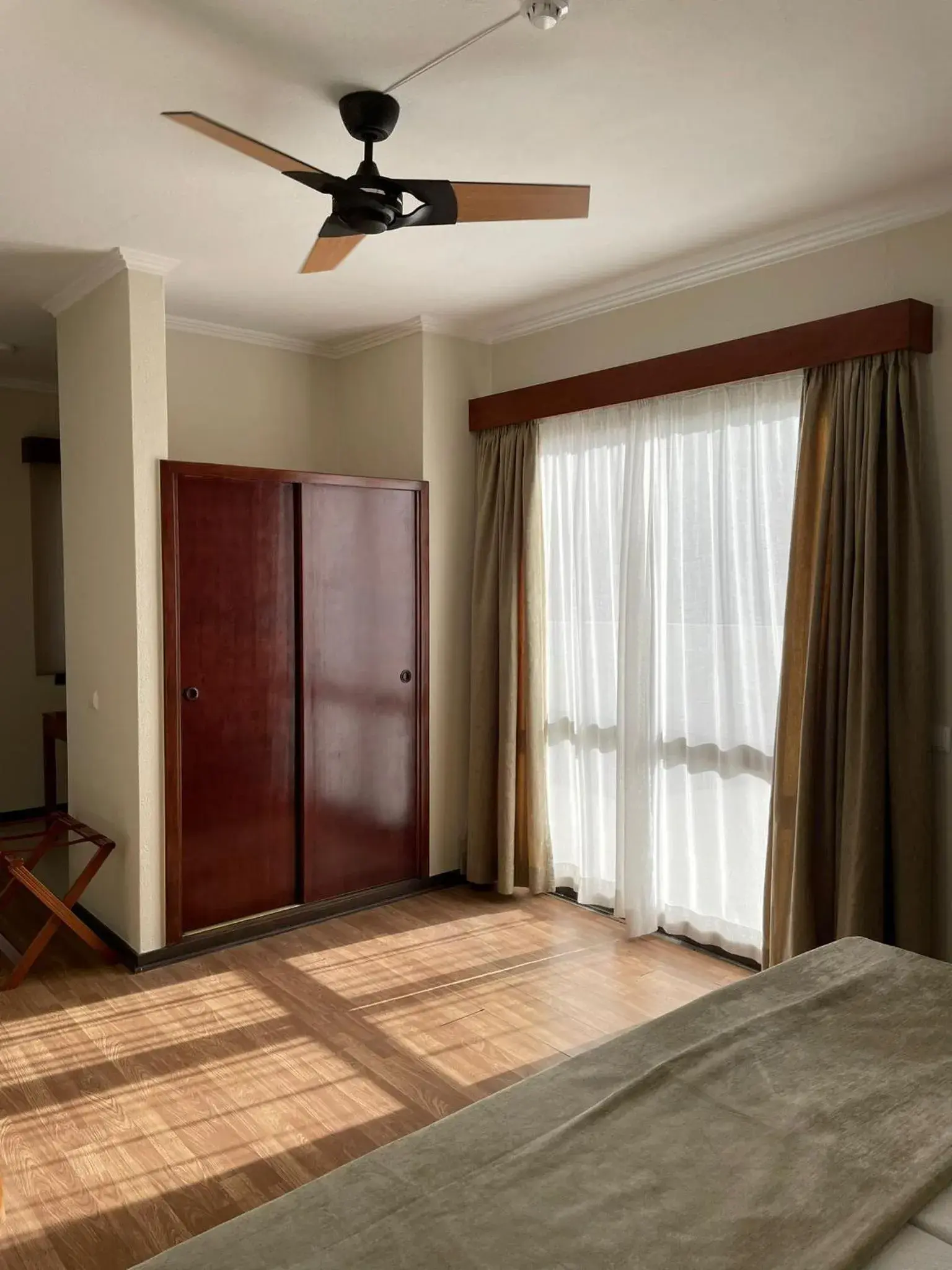 Superior Twin Room in Flag Hotel Madeira - Ribeira Brava Superior Twin Room in Flag Hotel Madeira - Ribeira Brava