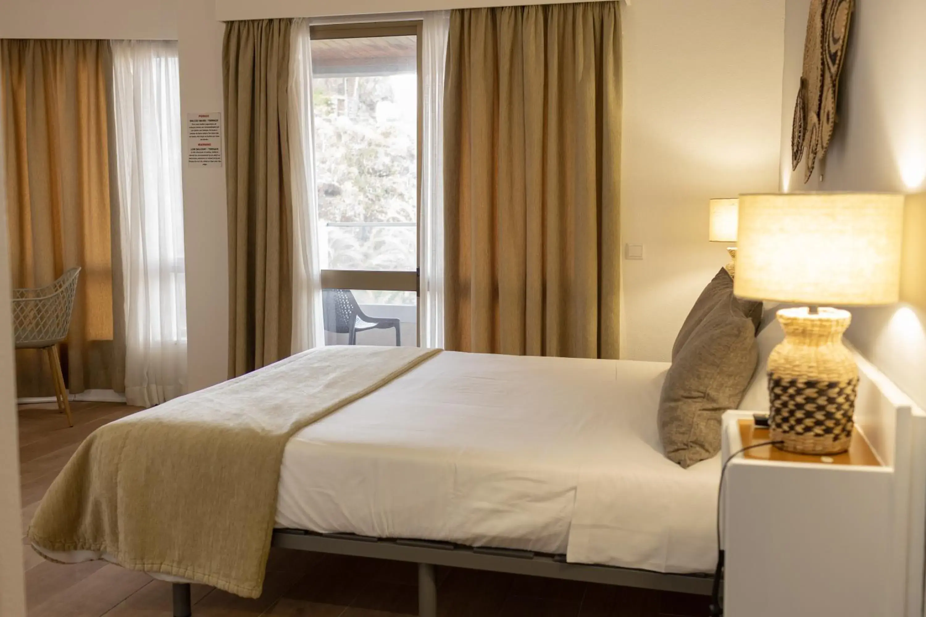 Superior Double Room in Flag Hotel Madeira - Ribeira Brava Superior Double Room in Flag Hotel Madeira - Ribeira Brava