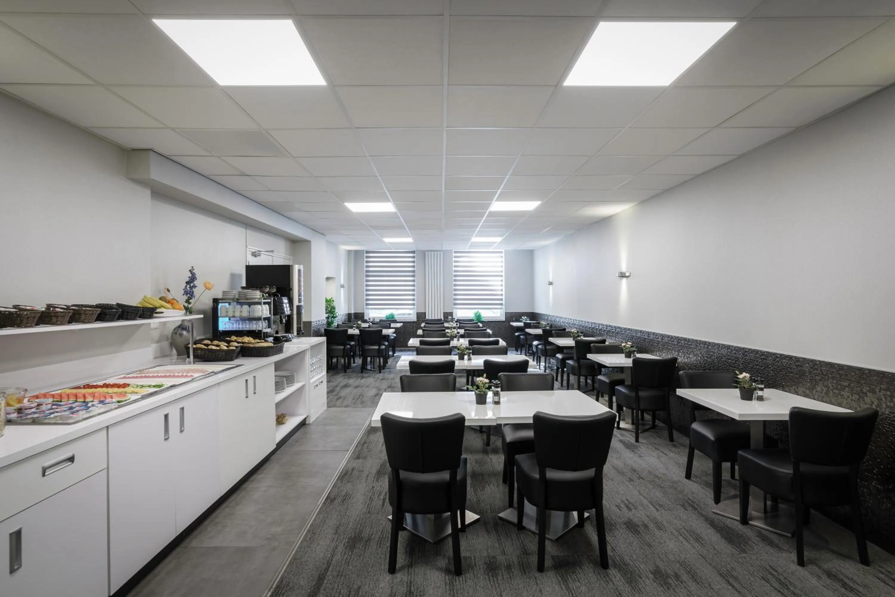 Buffet breakfast in Hotel City Garden Amsterdam