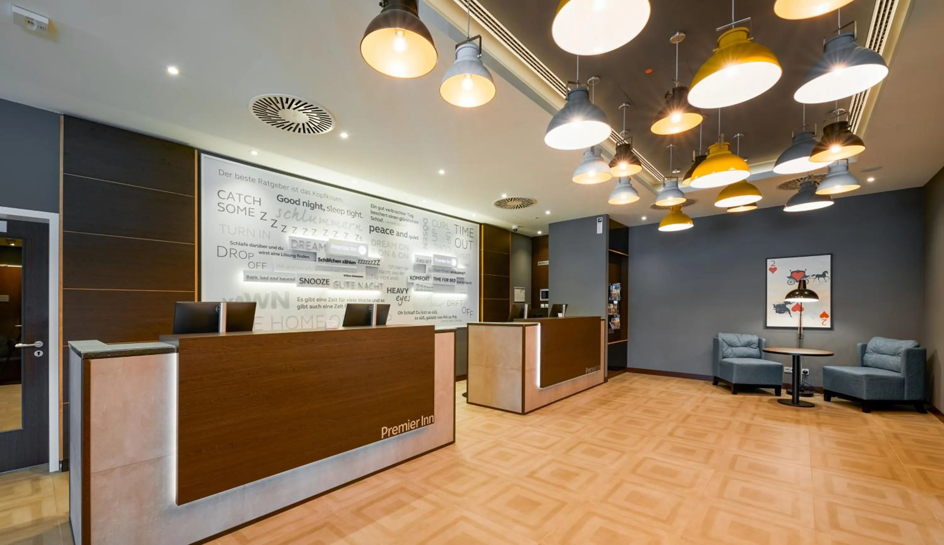 Lobby or reception in Premier Inn Saarbrücken City Congresshalle