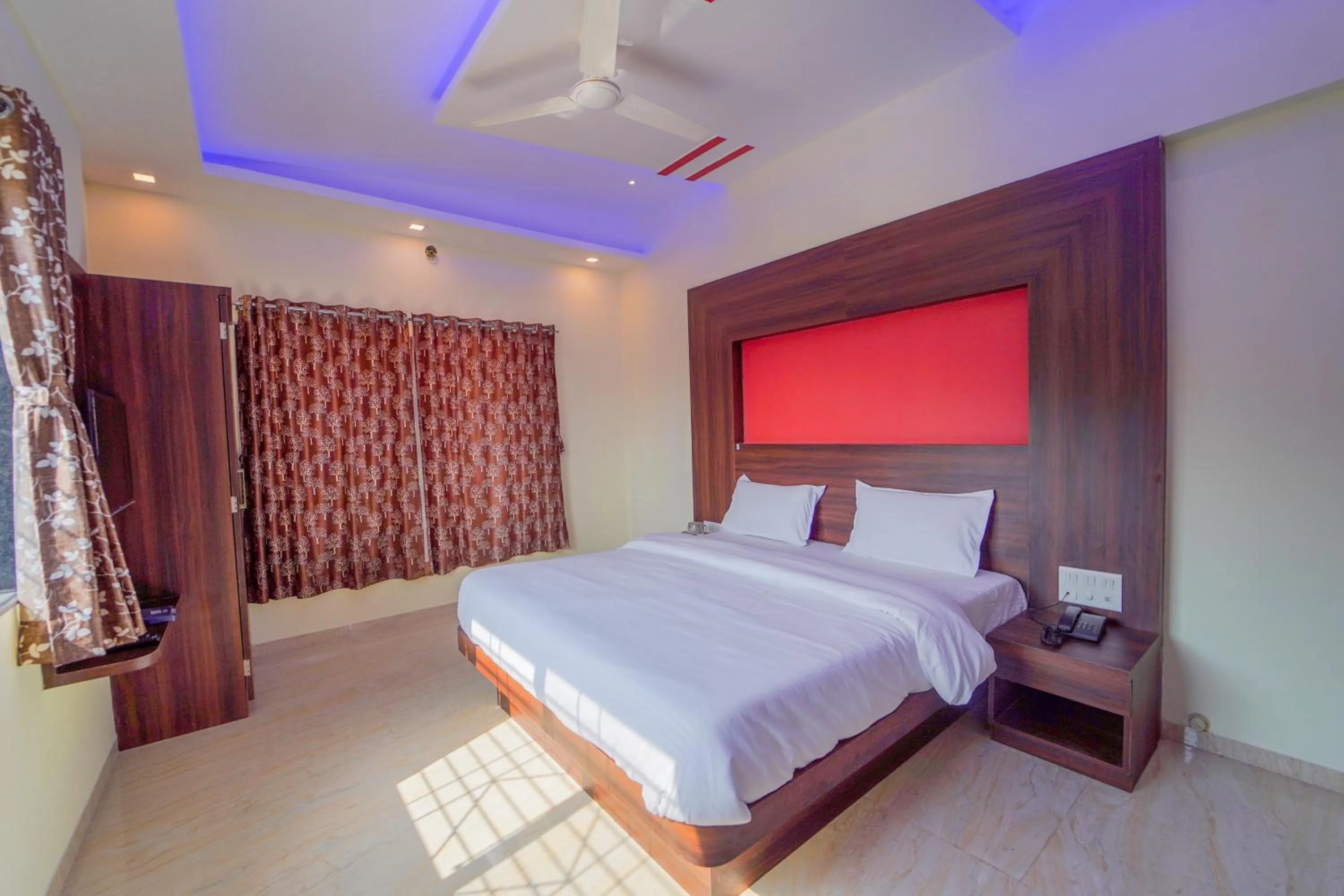 Bedroom, Bed in Veggies Residency