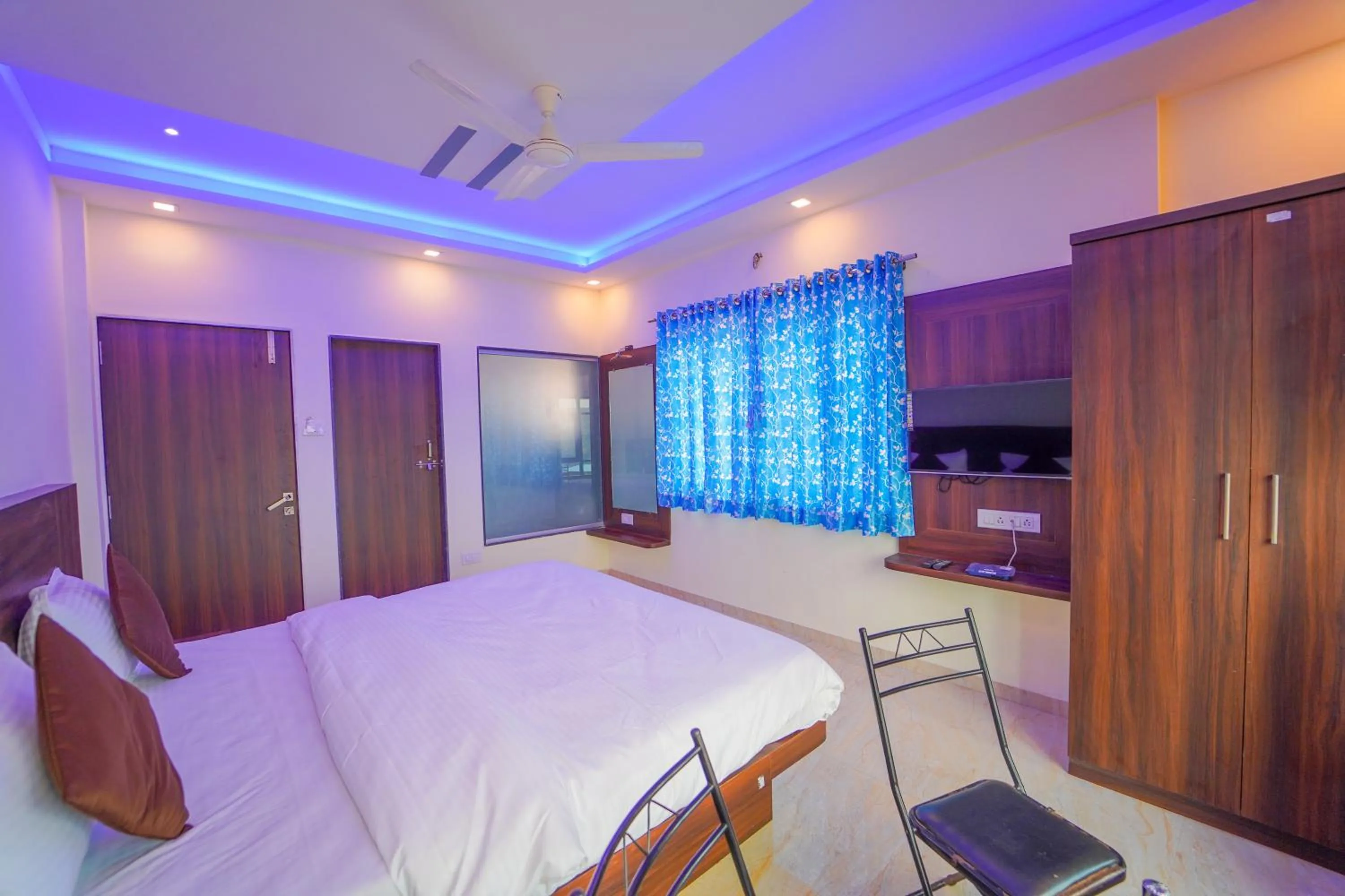 Bed in Veggies Residency