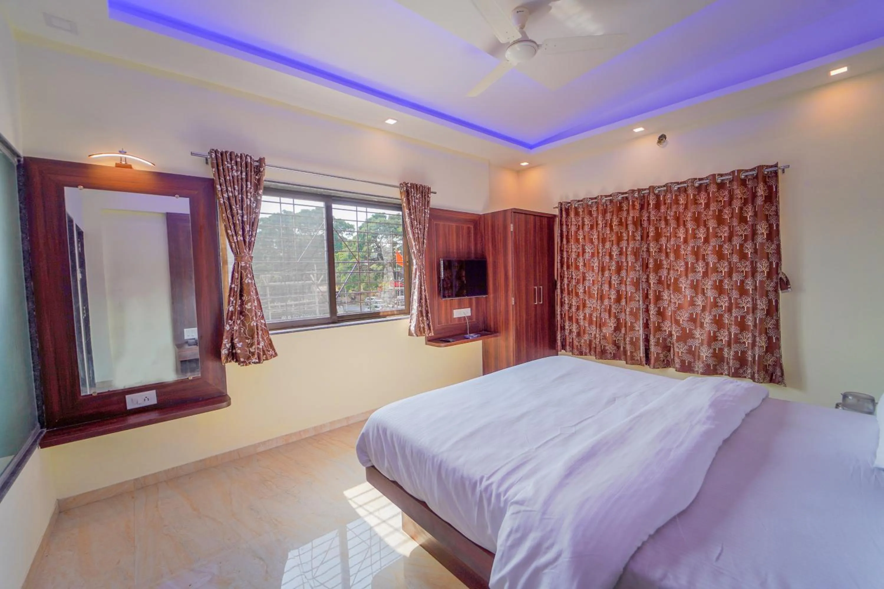 Bedroom, Bed in Veggies Residency