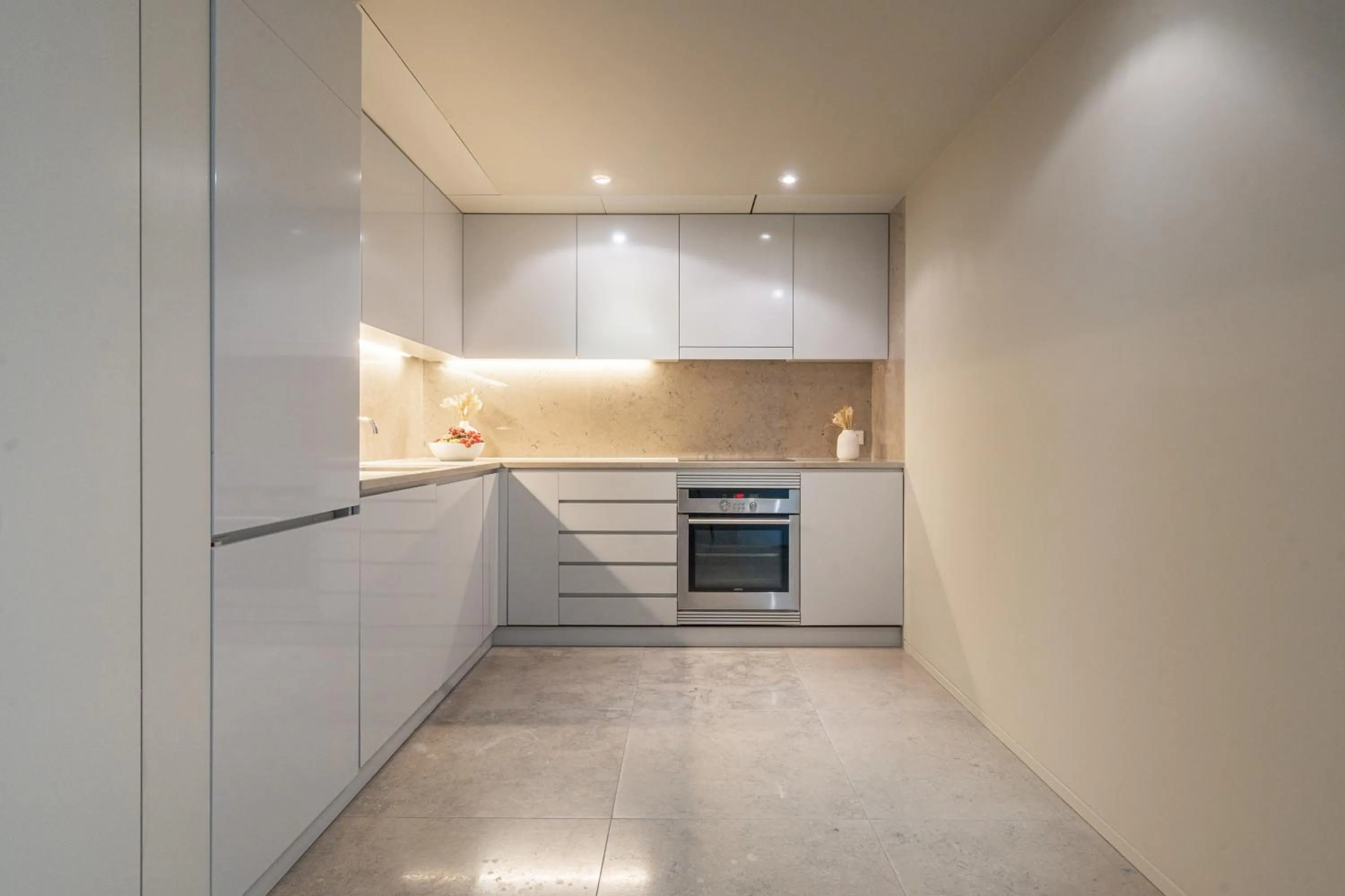 Kitchen or kitchenette in Aqualuz Troia Mar by The Editory