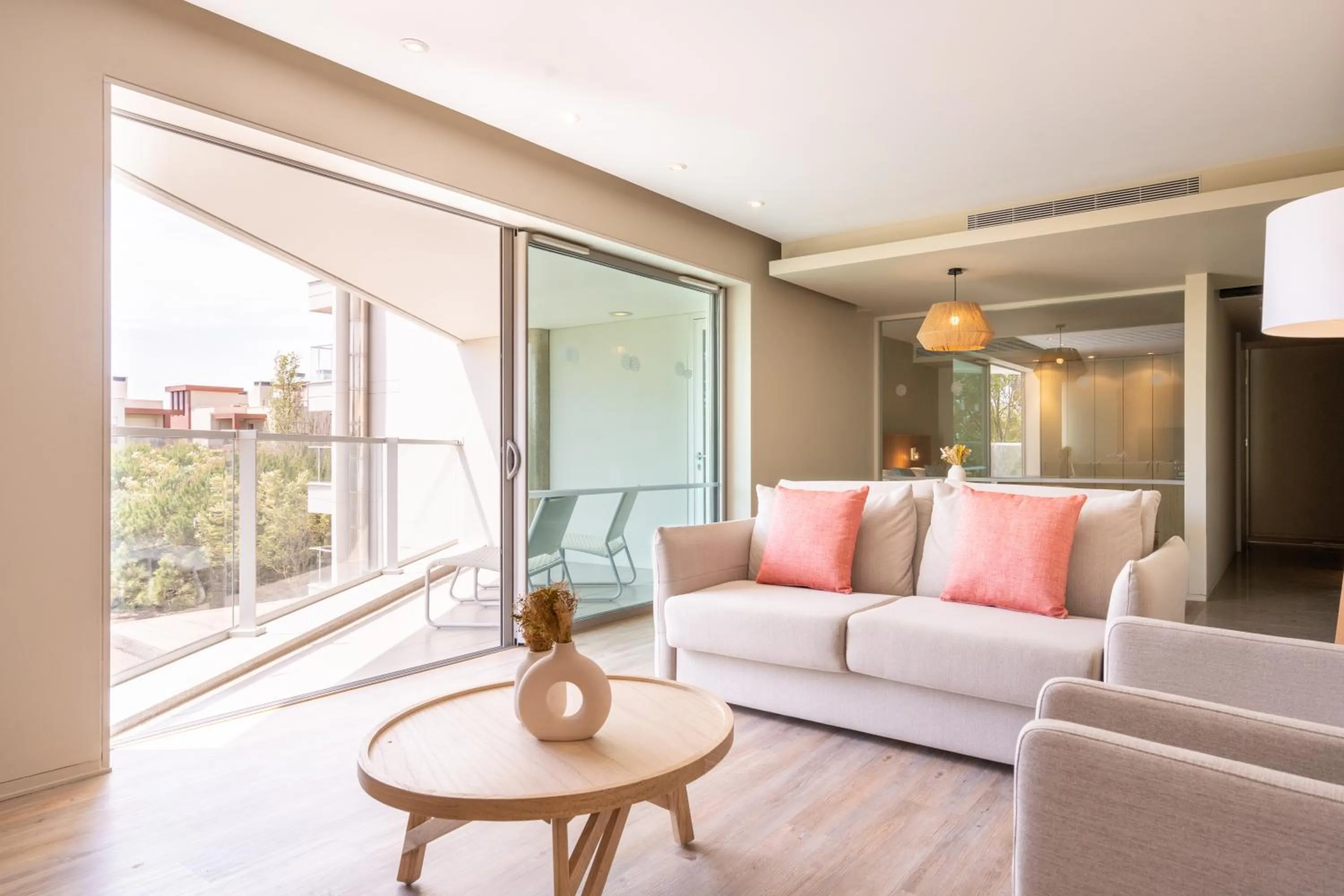 Living room in Aqualuz Troia Mar by The Editory