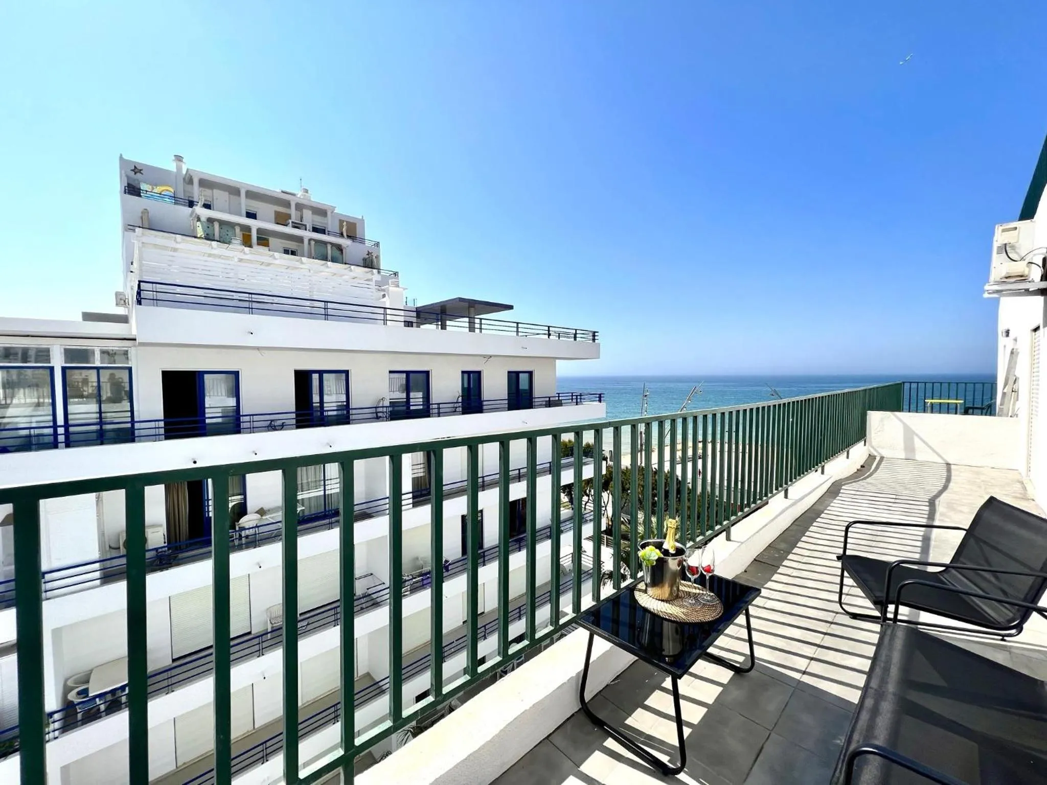 Quarteira Ocean Breeze 1 With Pool by Homing