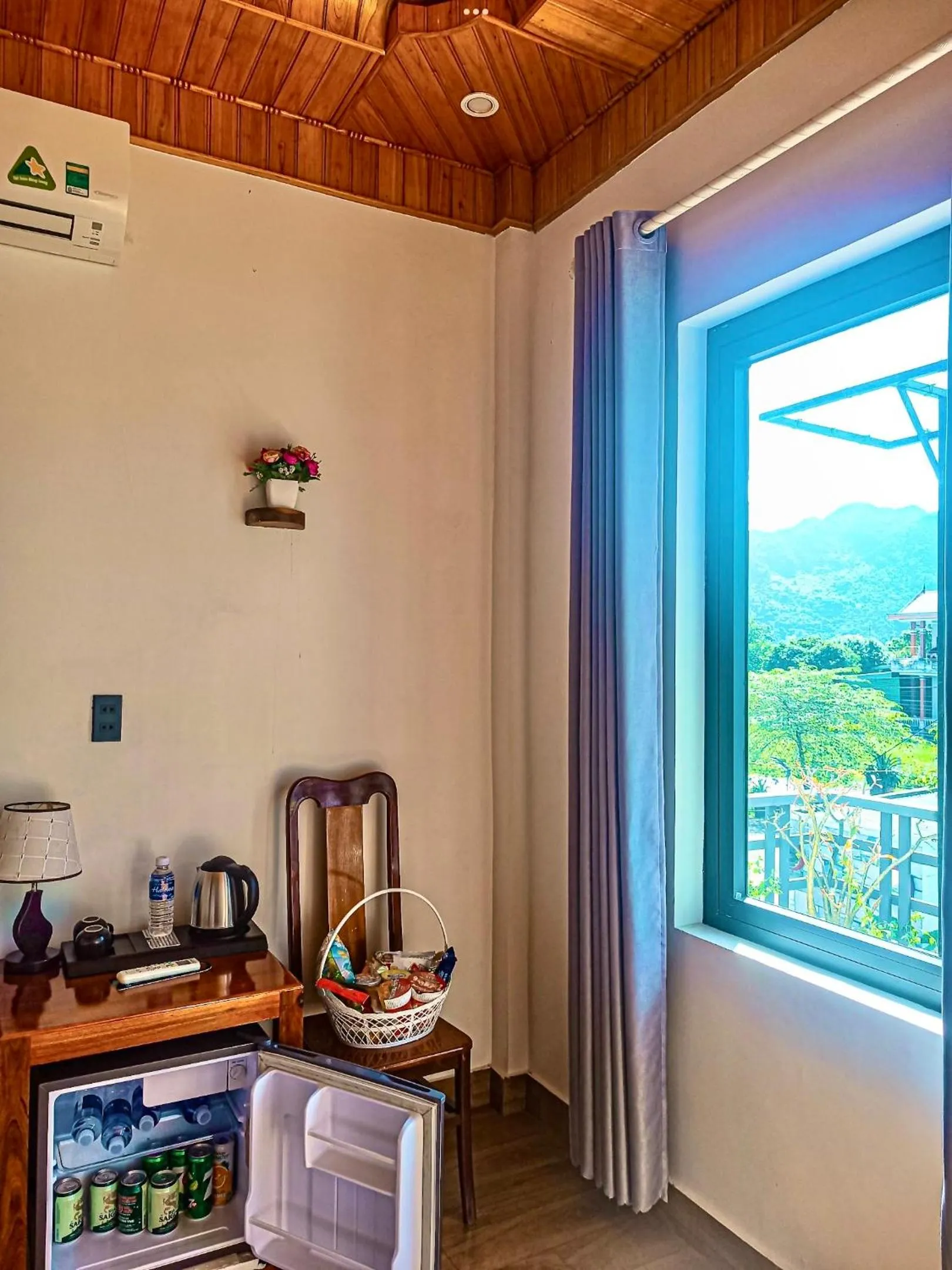 Shower in YoLo Pool Bar Villas & Garden Restaurant