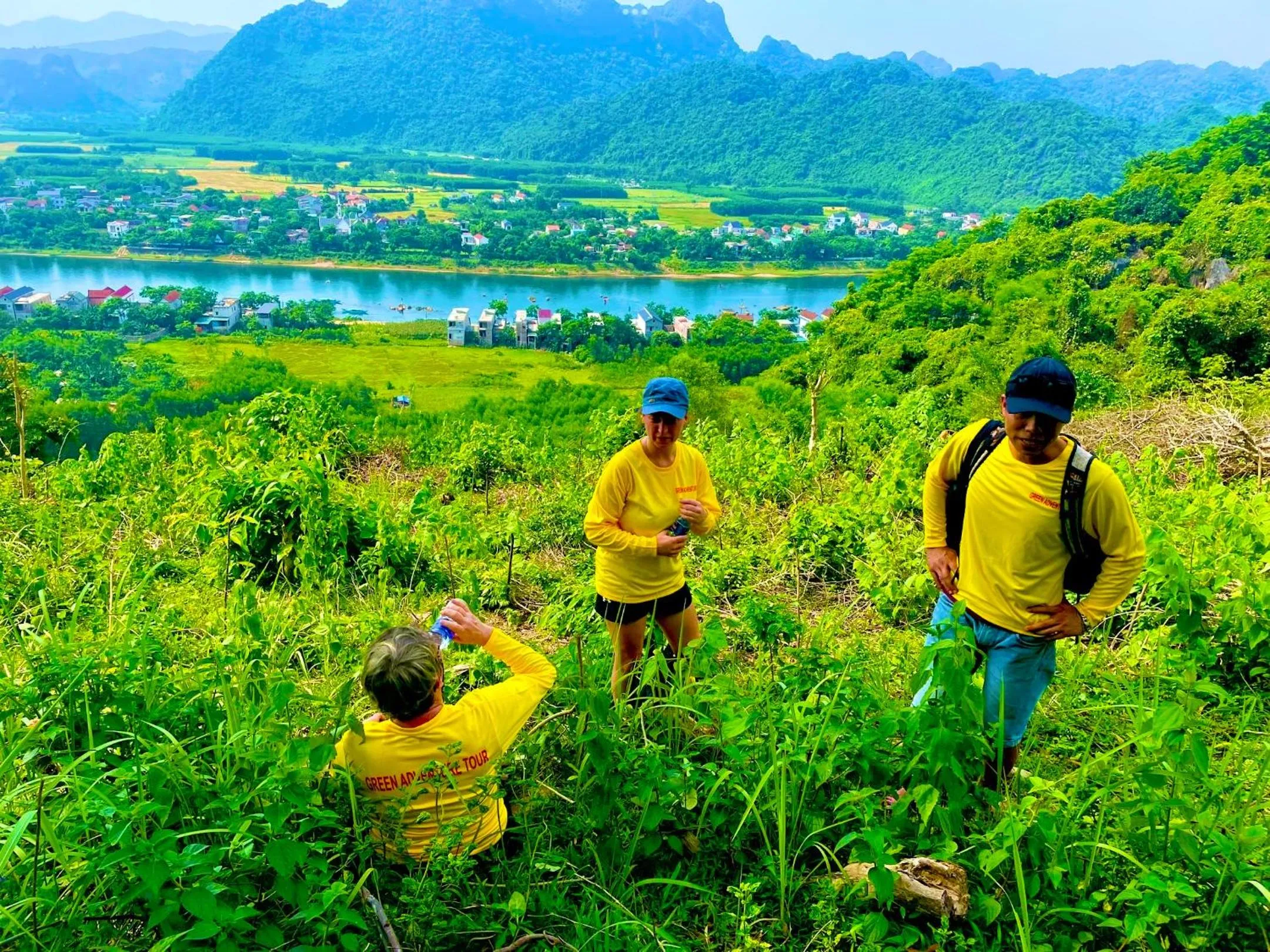 YoLo Pool Bar Villas & Garden Restaurant