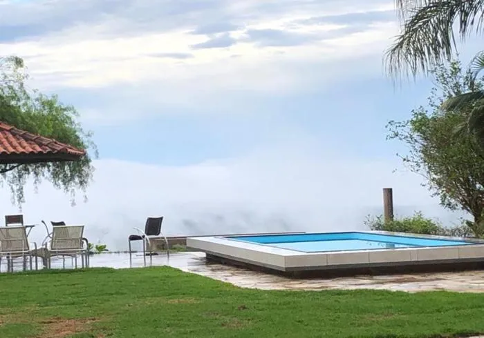 Swimming pool in Mirante Pousada Boutique