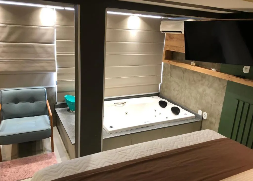 Hot Tub in Mirante Pousada Boutique