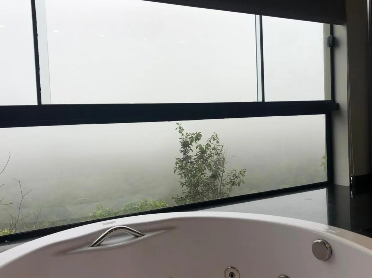 Hot Tub in Mirante Pousada Boutique