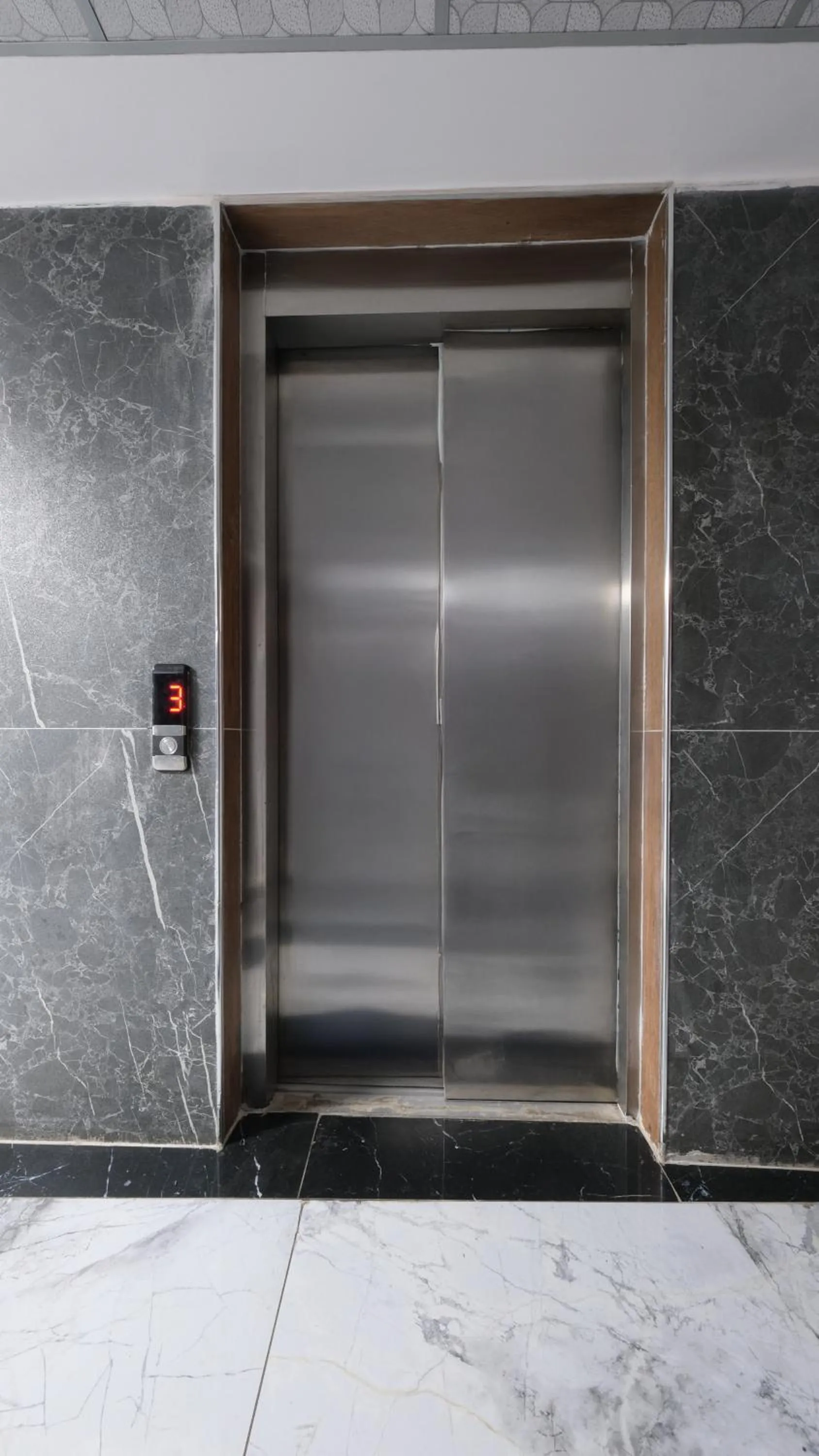 elevator in GRAND MOON HOTEL