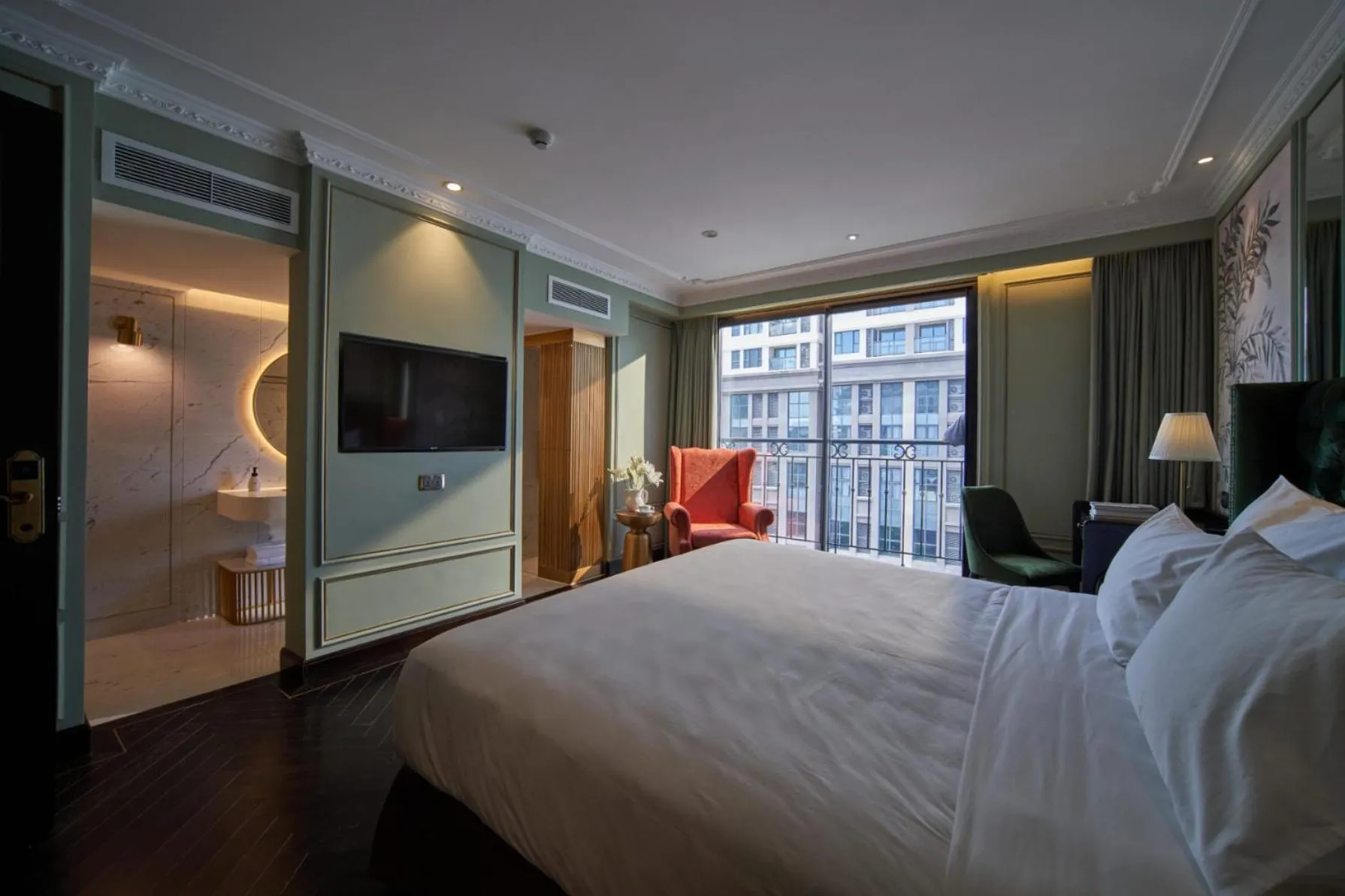 Photo of the whole room, Bed in Signature by M Village Hai Bà Trưng