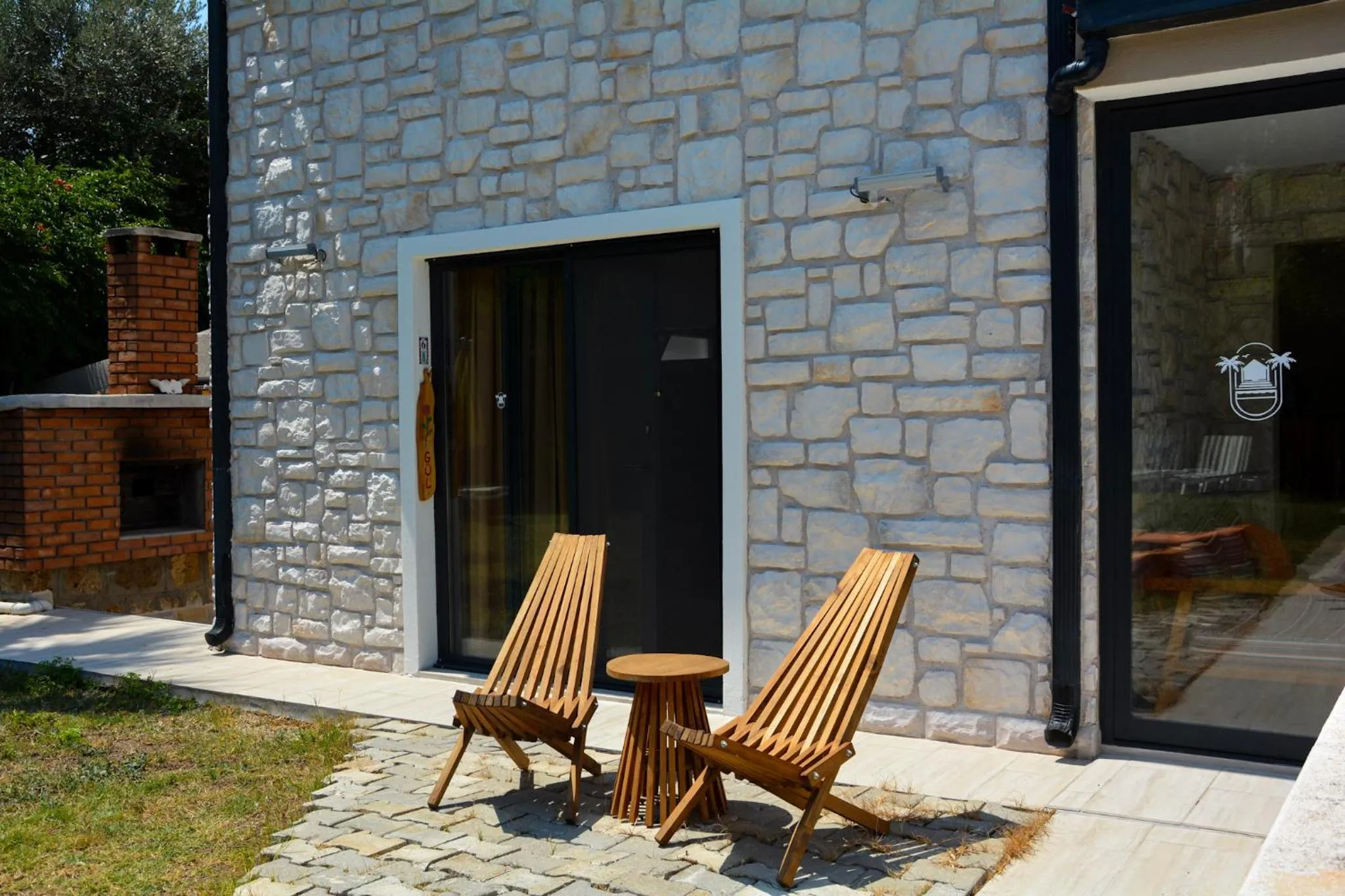 Patio in İlçayto Rooms