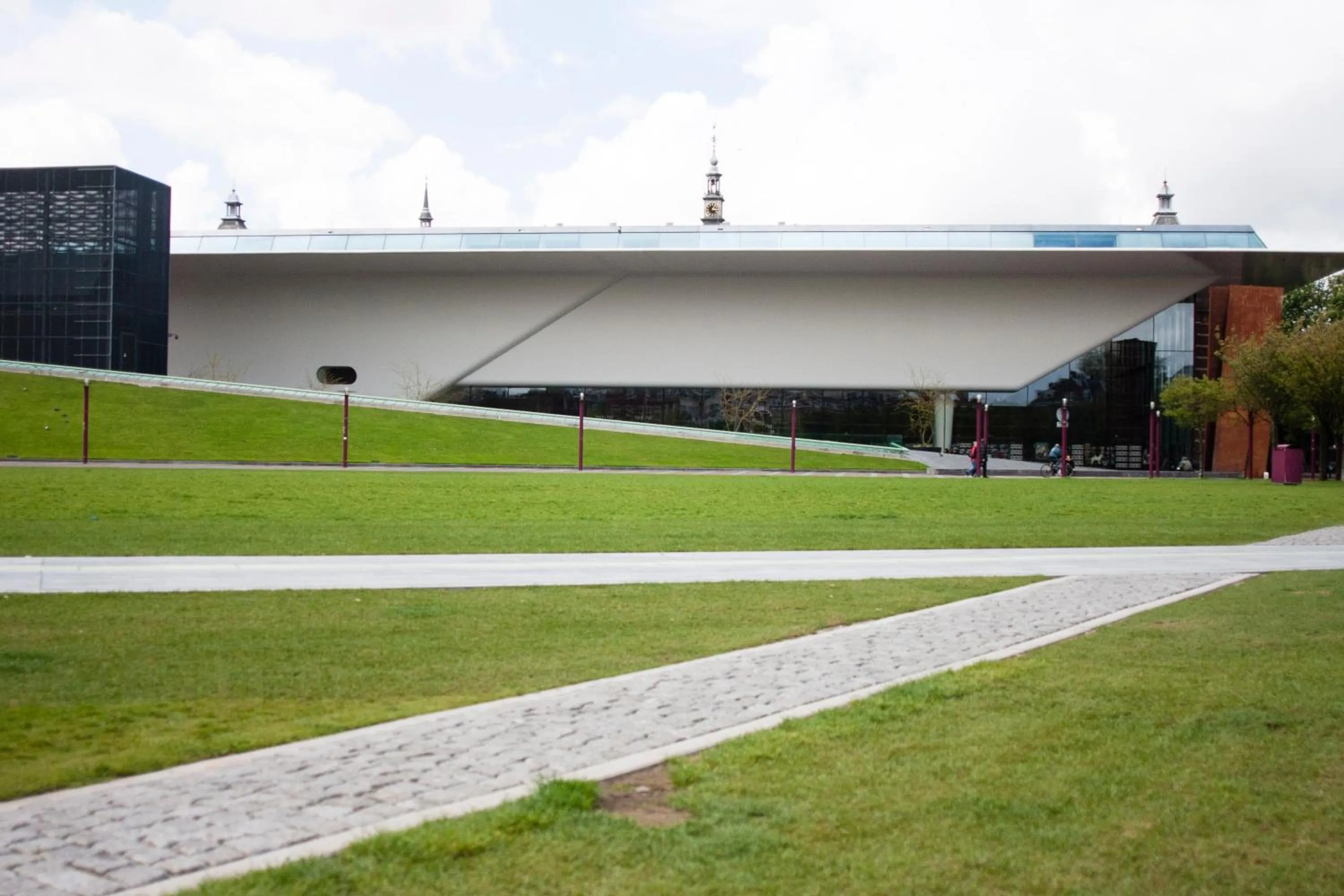 Area and facilities in Budget Trianon Hotel