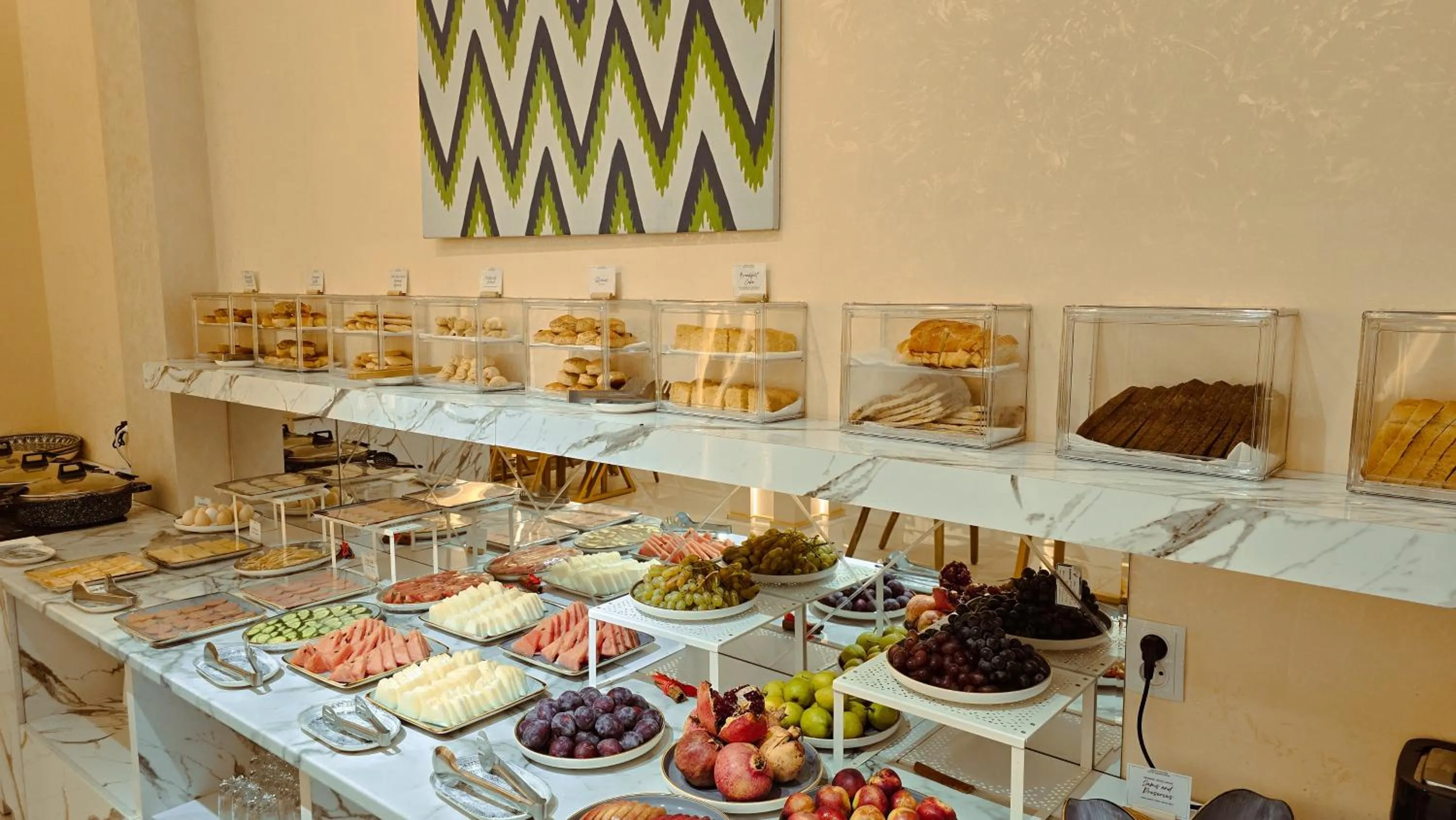 Food and drinks in Hotel Bankir Khiva