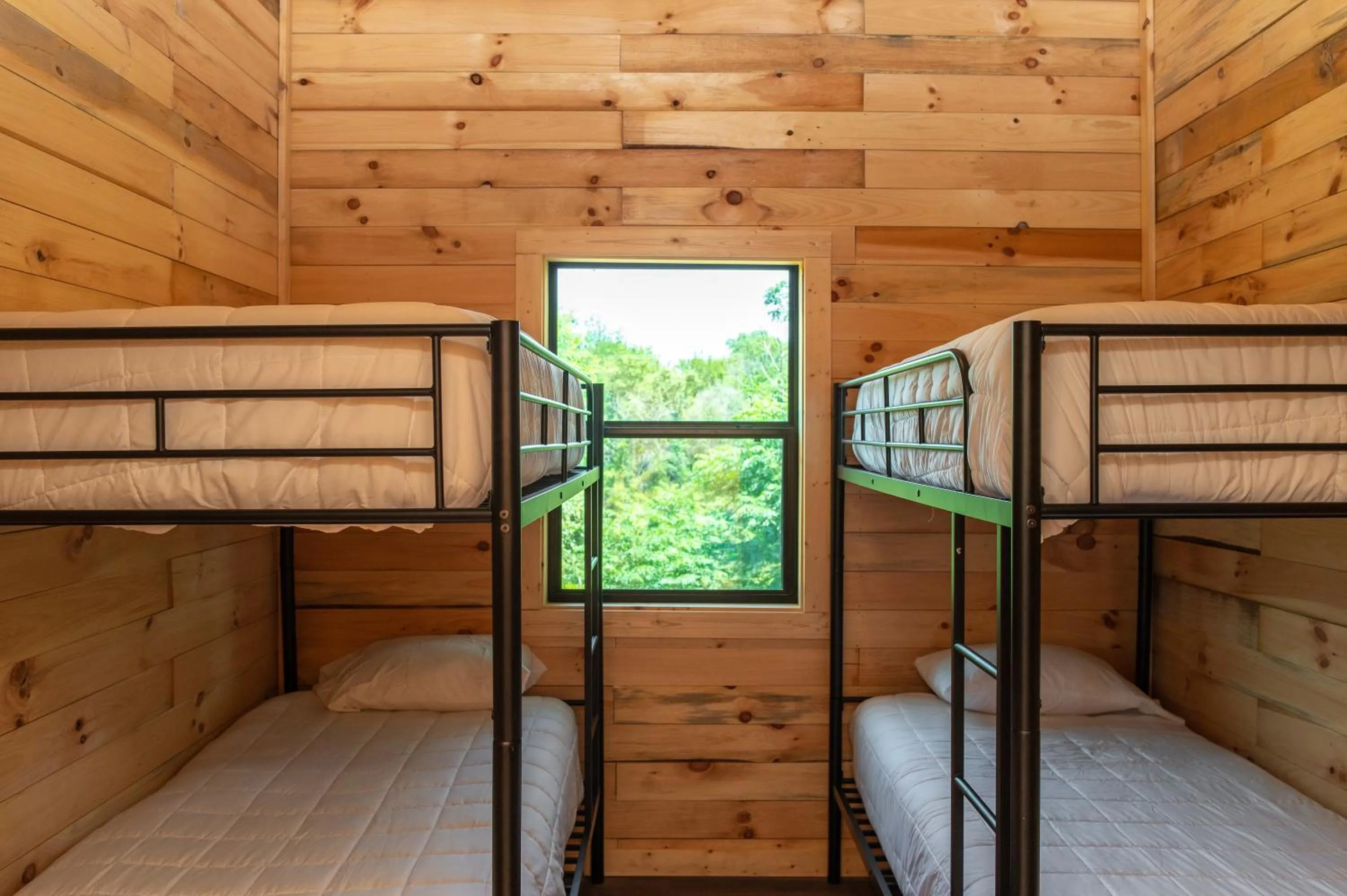 Bedroom, Bed in Camp Fimfo Waco