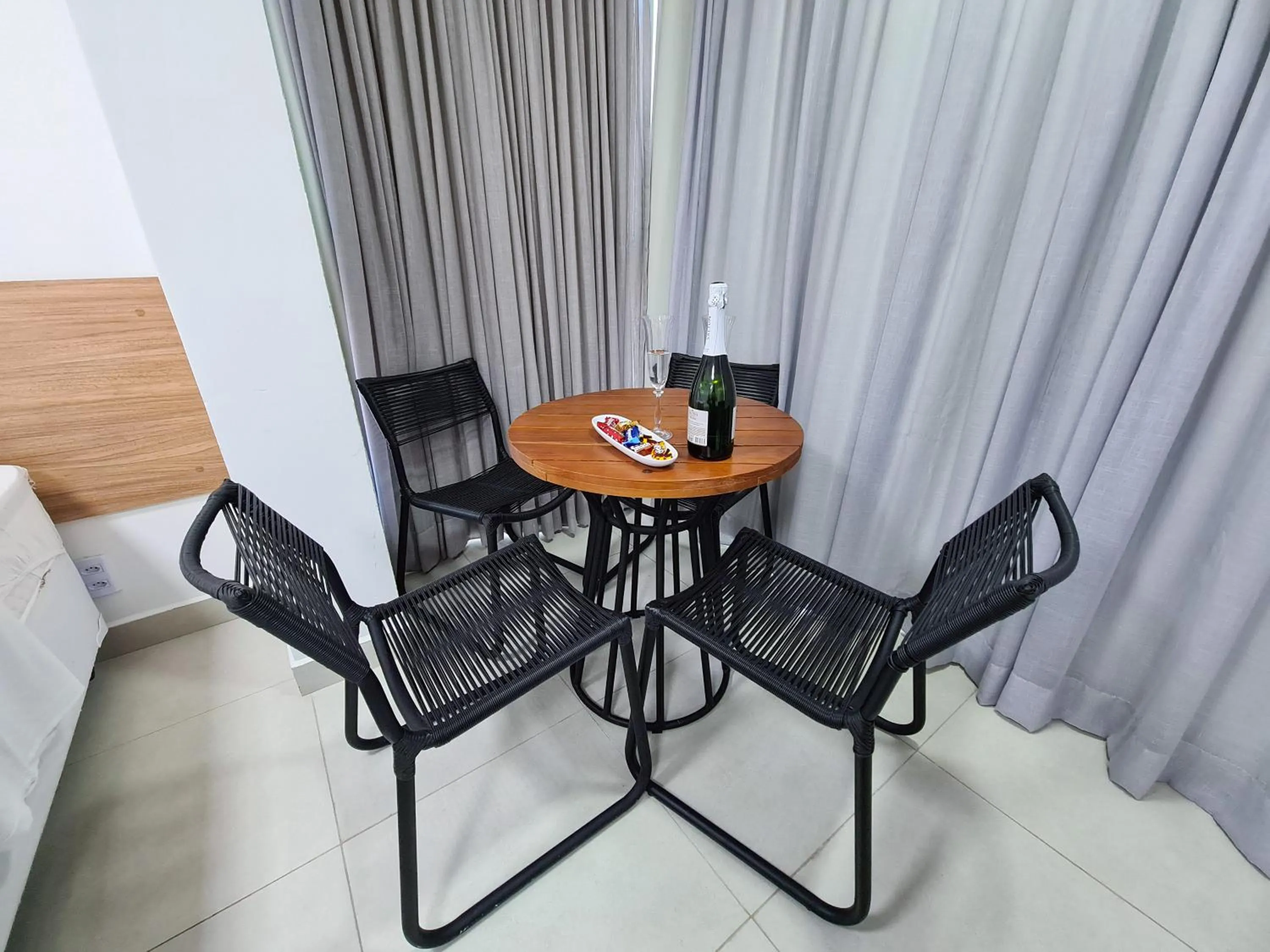 Seating area in Porto Star Prime By AFT