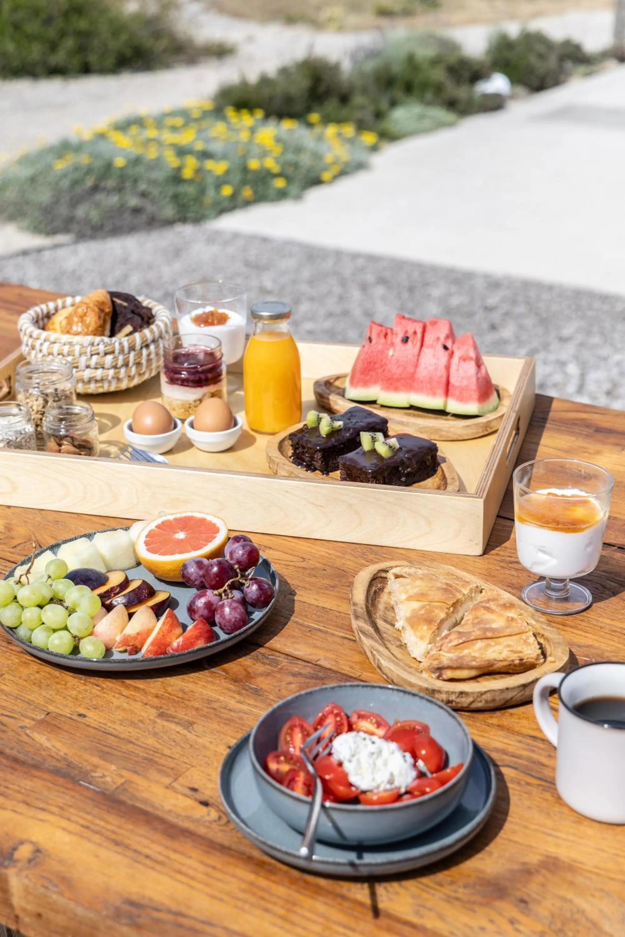 Food and drinks in Korfi de Milo