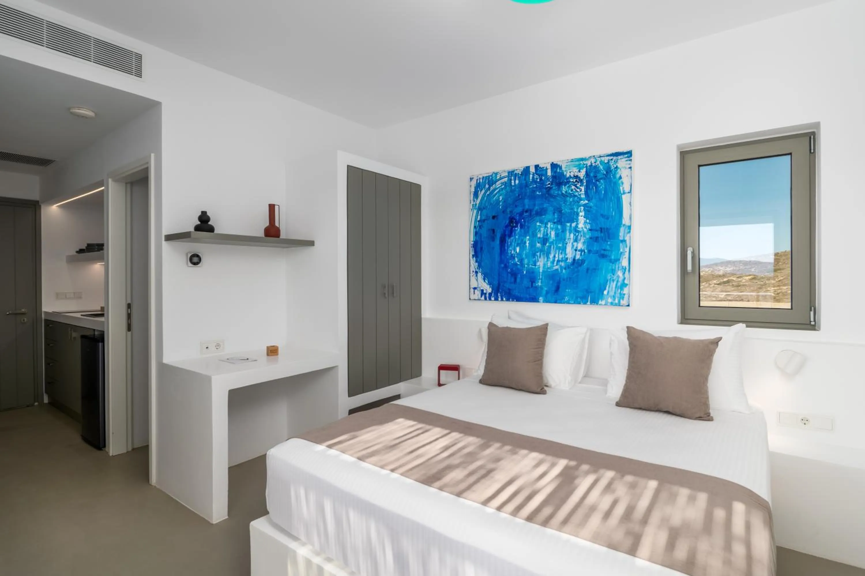 Deluxe Suite with Sea View in Korfi de Milo