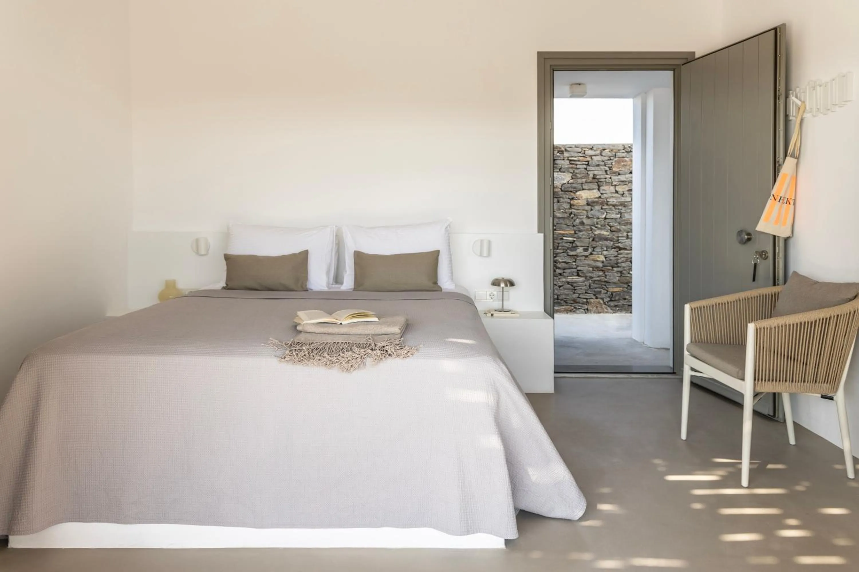 Bed in Korfi de Milo