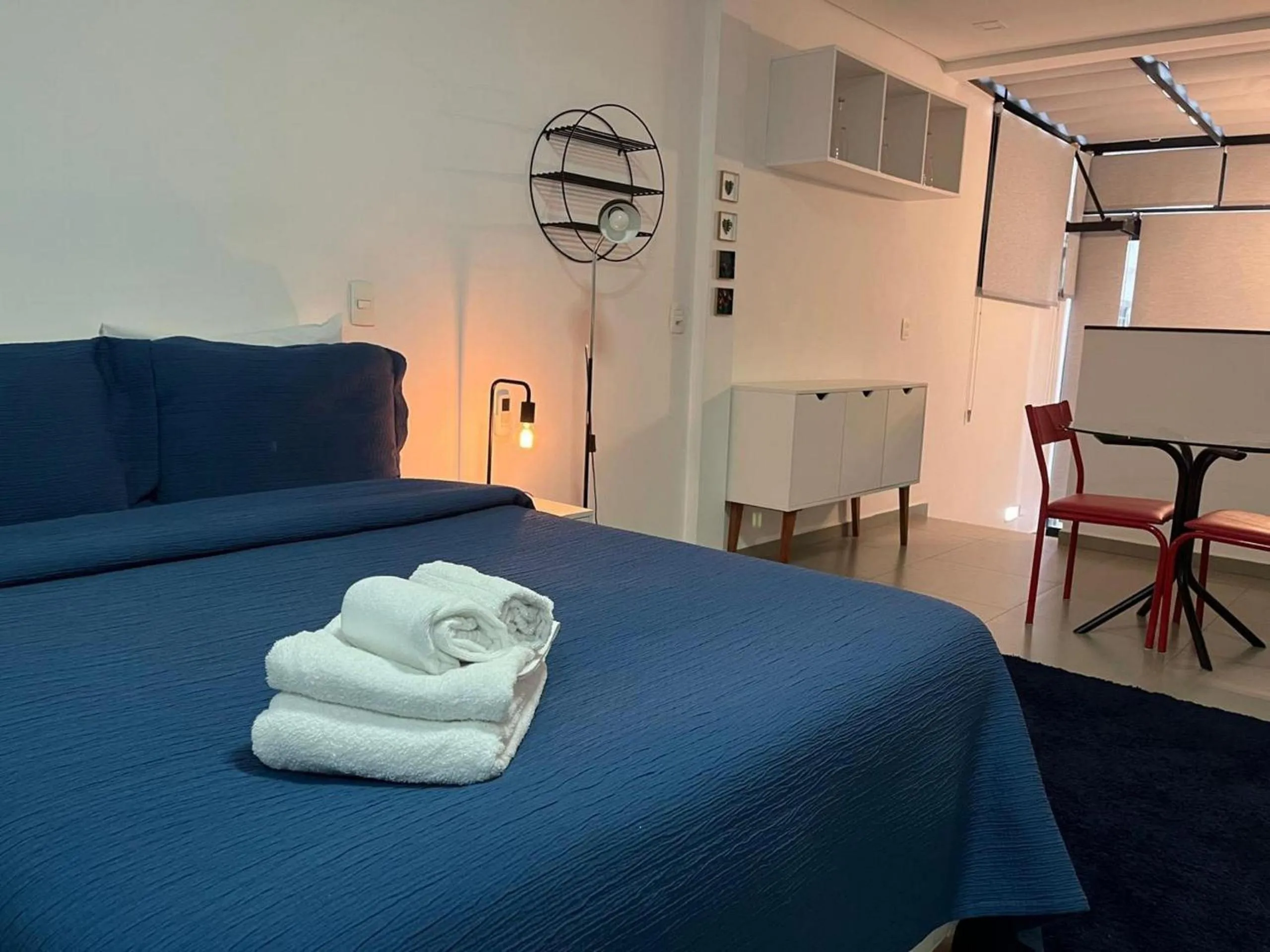 Bed in Elegance Suítes Carvalho