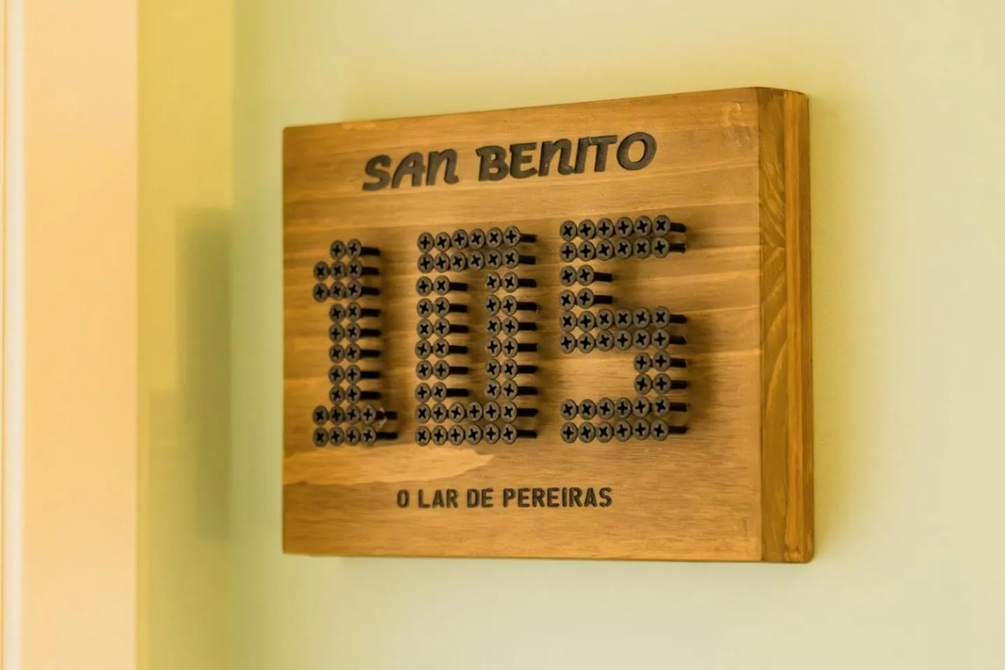 Text overlay in O Lar de Pereiras