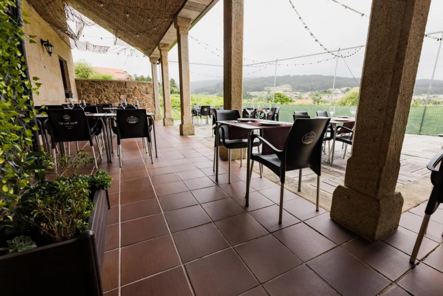 Restaurant/places to eat in O Lar de Pereiras