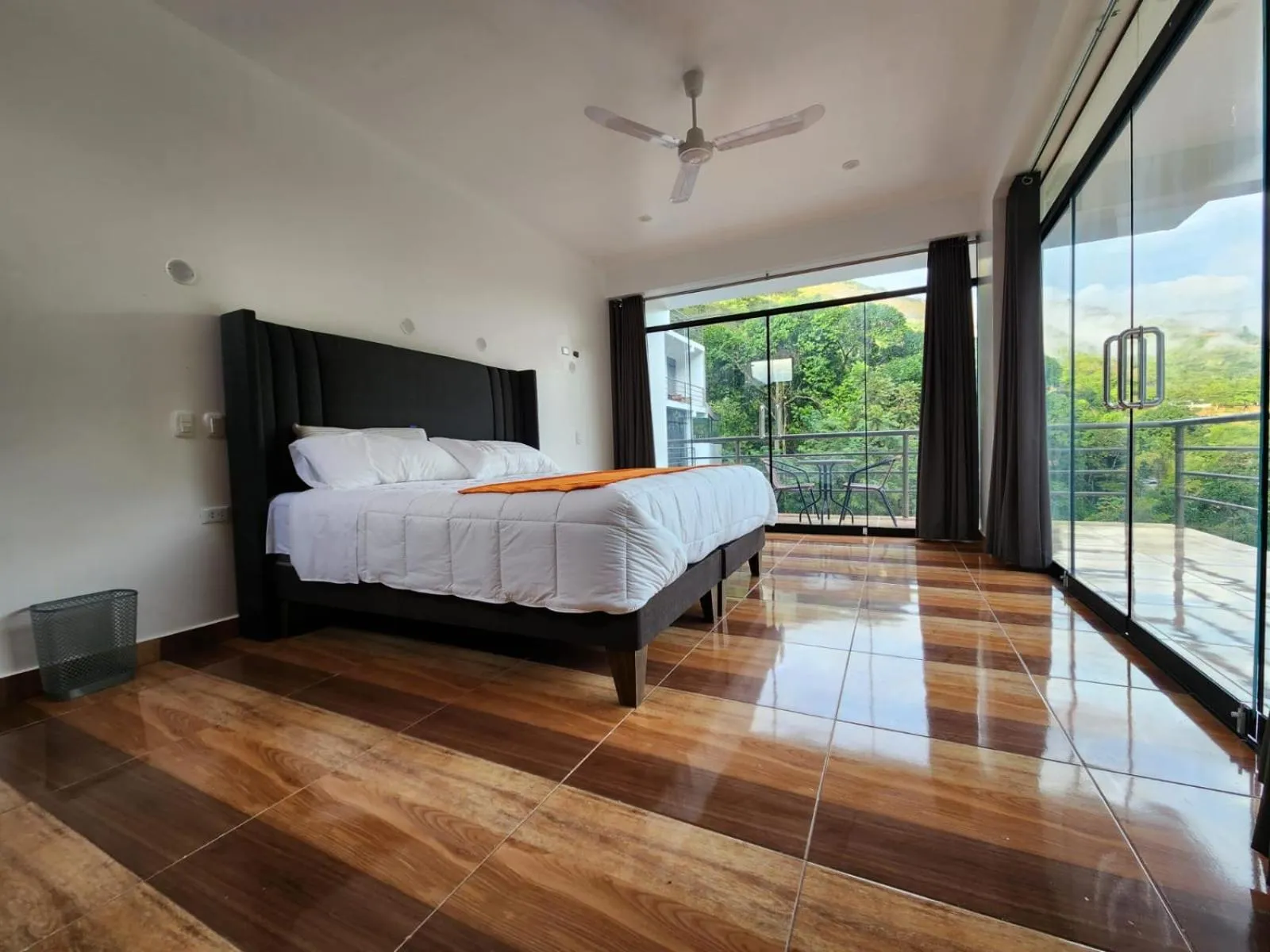 Eco Hotel Villa Suites