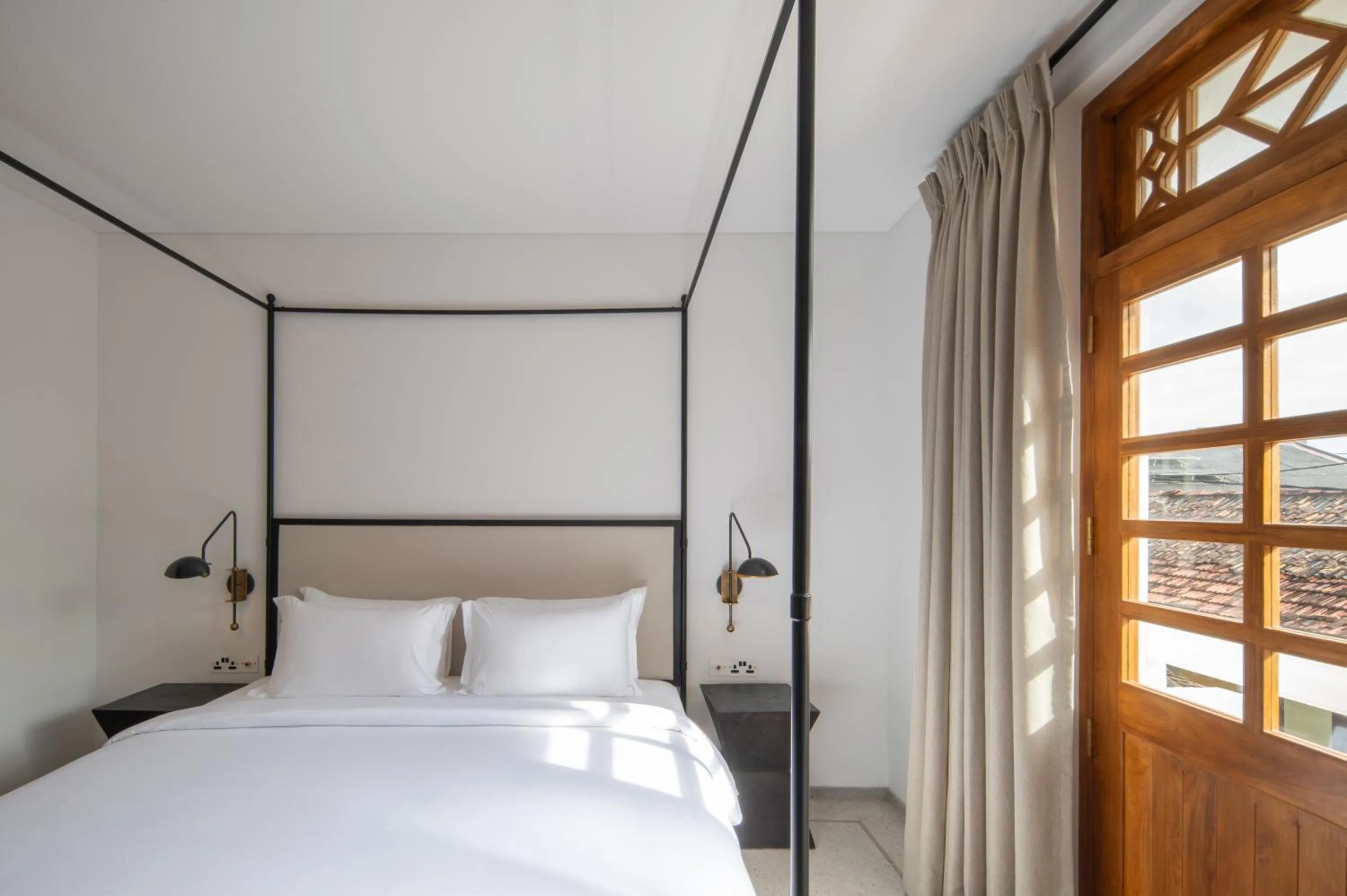 Bed in The Charleston