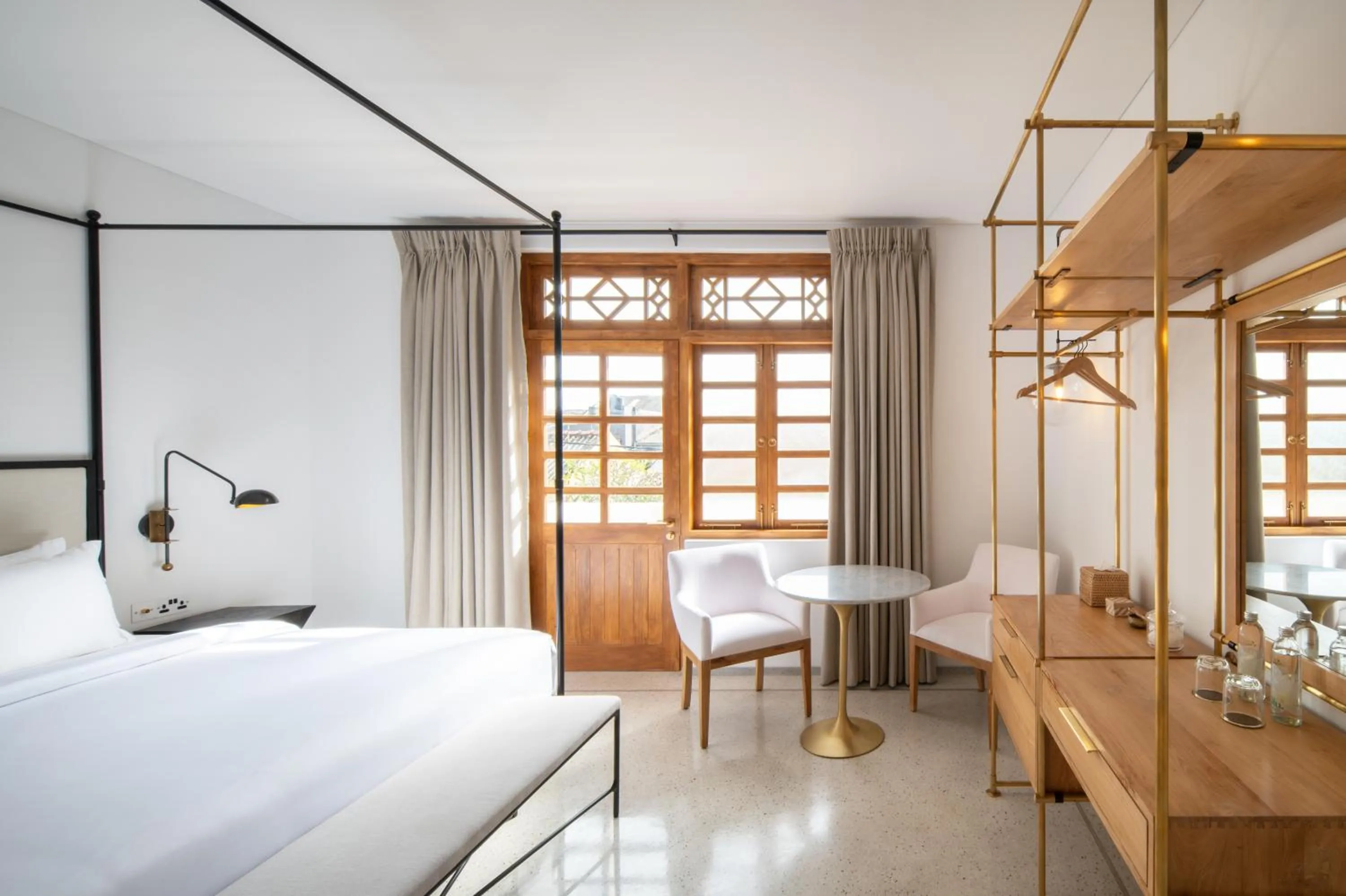 Bed in The Charleston