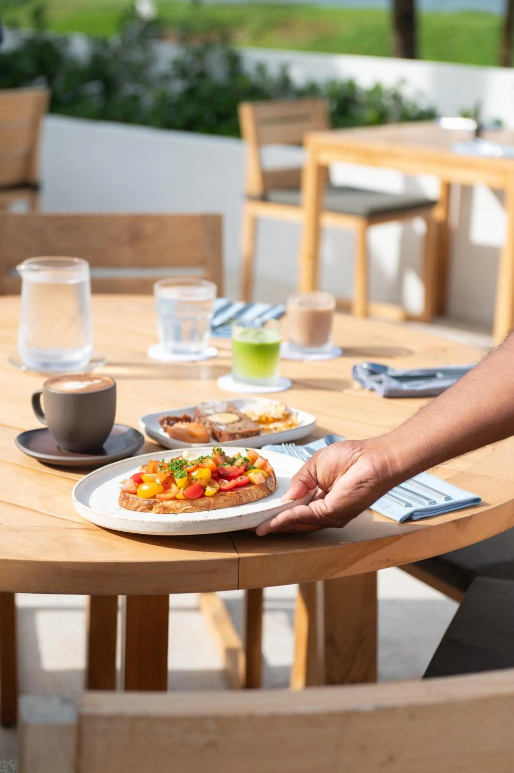 Restaurant/places to eat in The Charleston