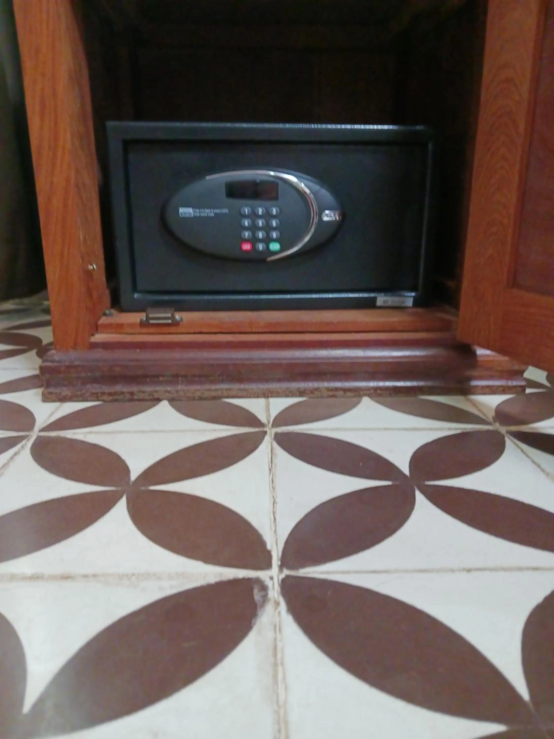 safe in Andy's Place