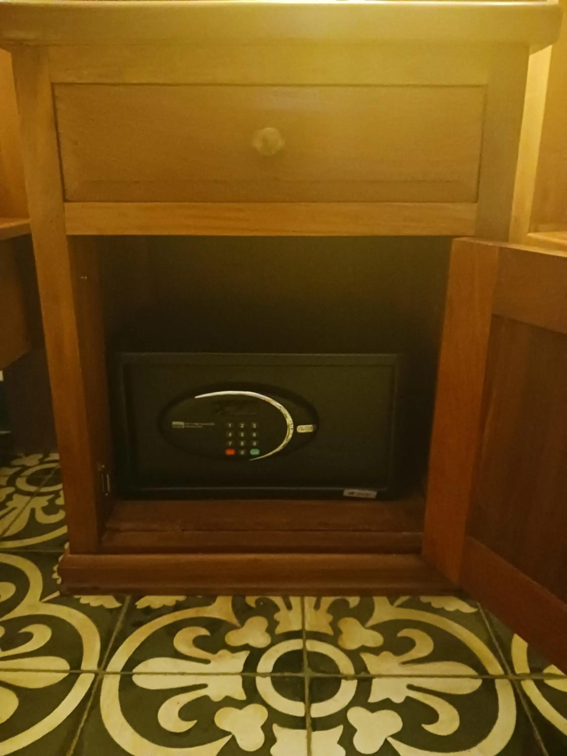 safe in Andy's Place