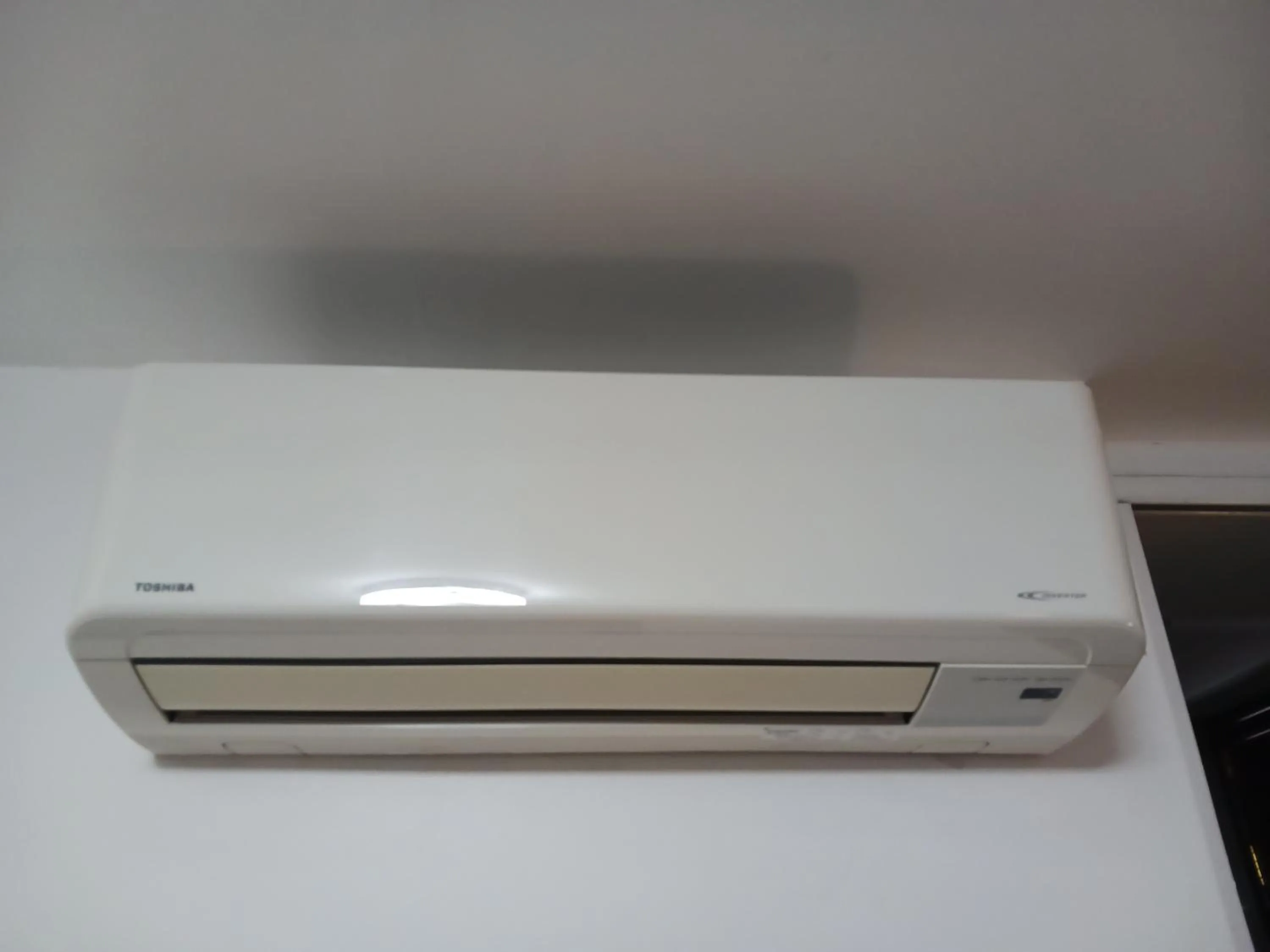 air conditioner in Andy's Place