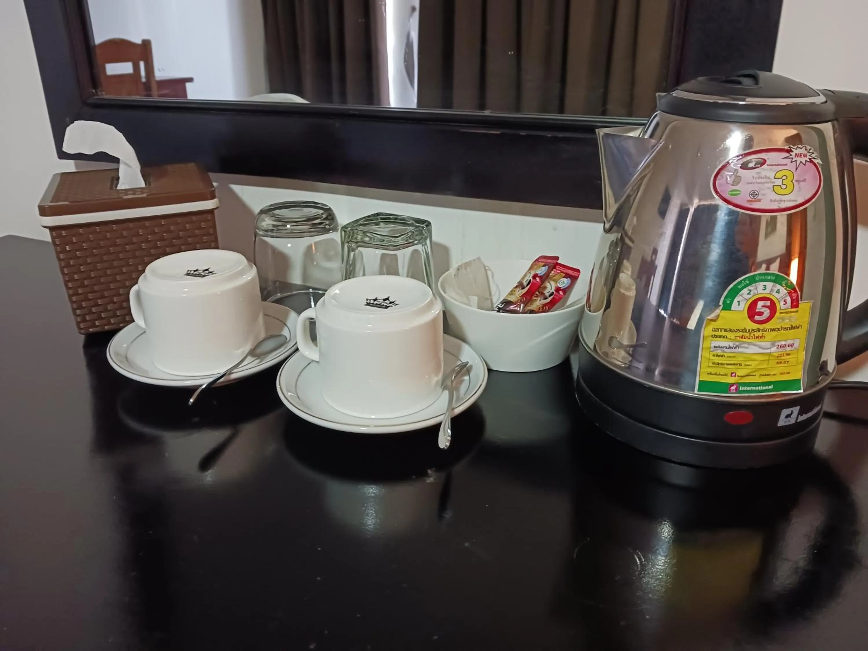 Coffee/tea facilities in Andy's Place