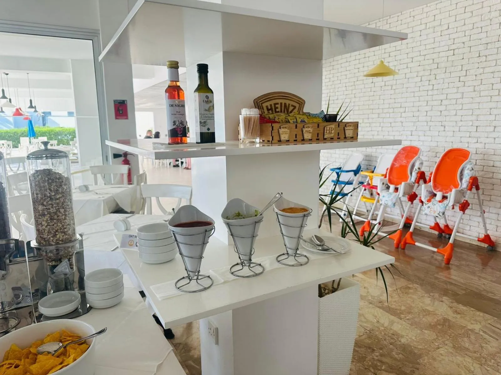 Buffet breakfast in Napa Jay Hotel