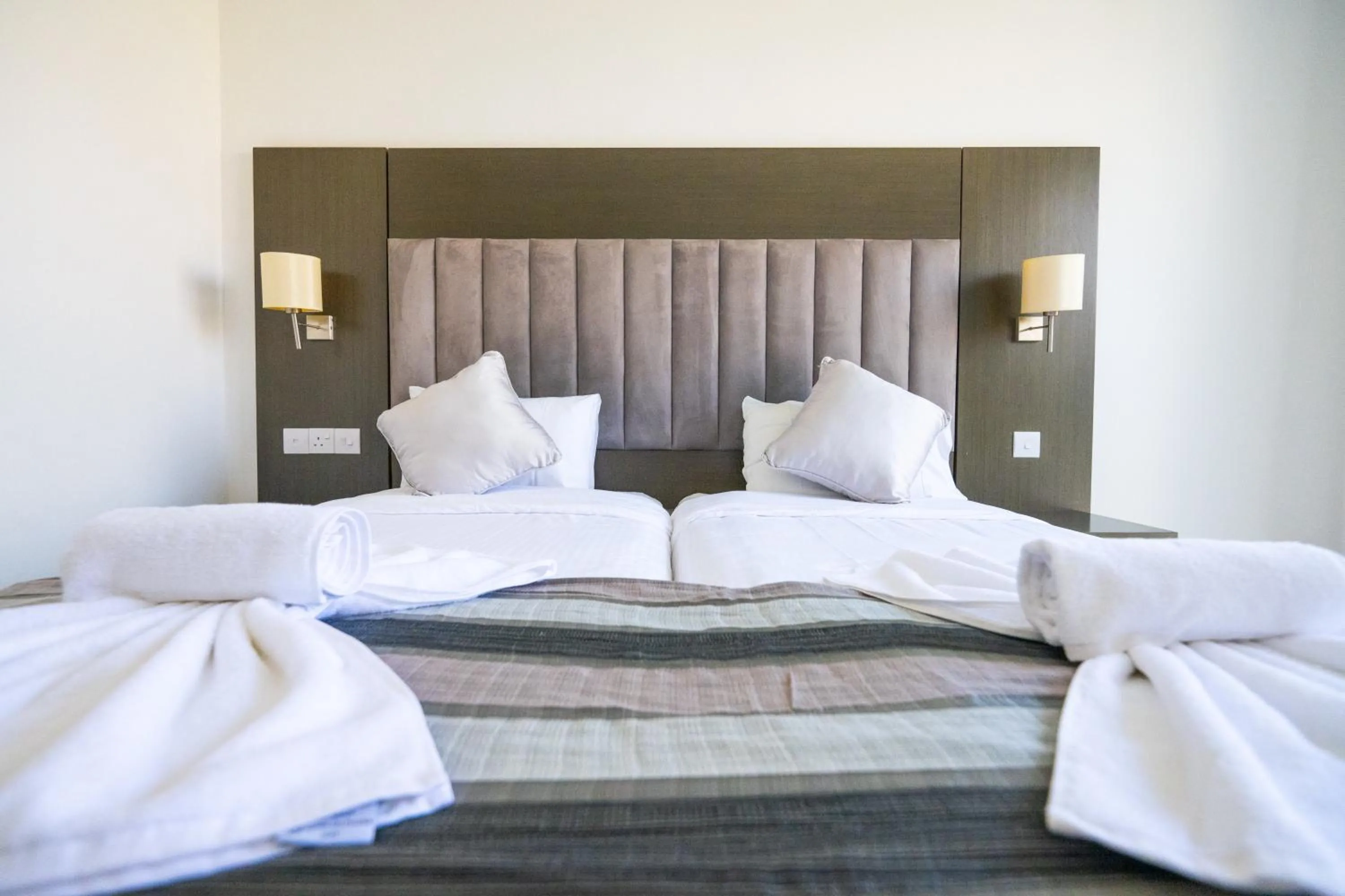 Bed in Napa Jay Hotel